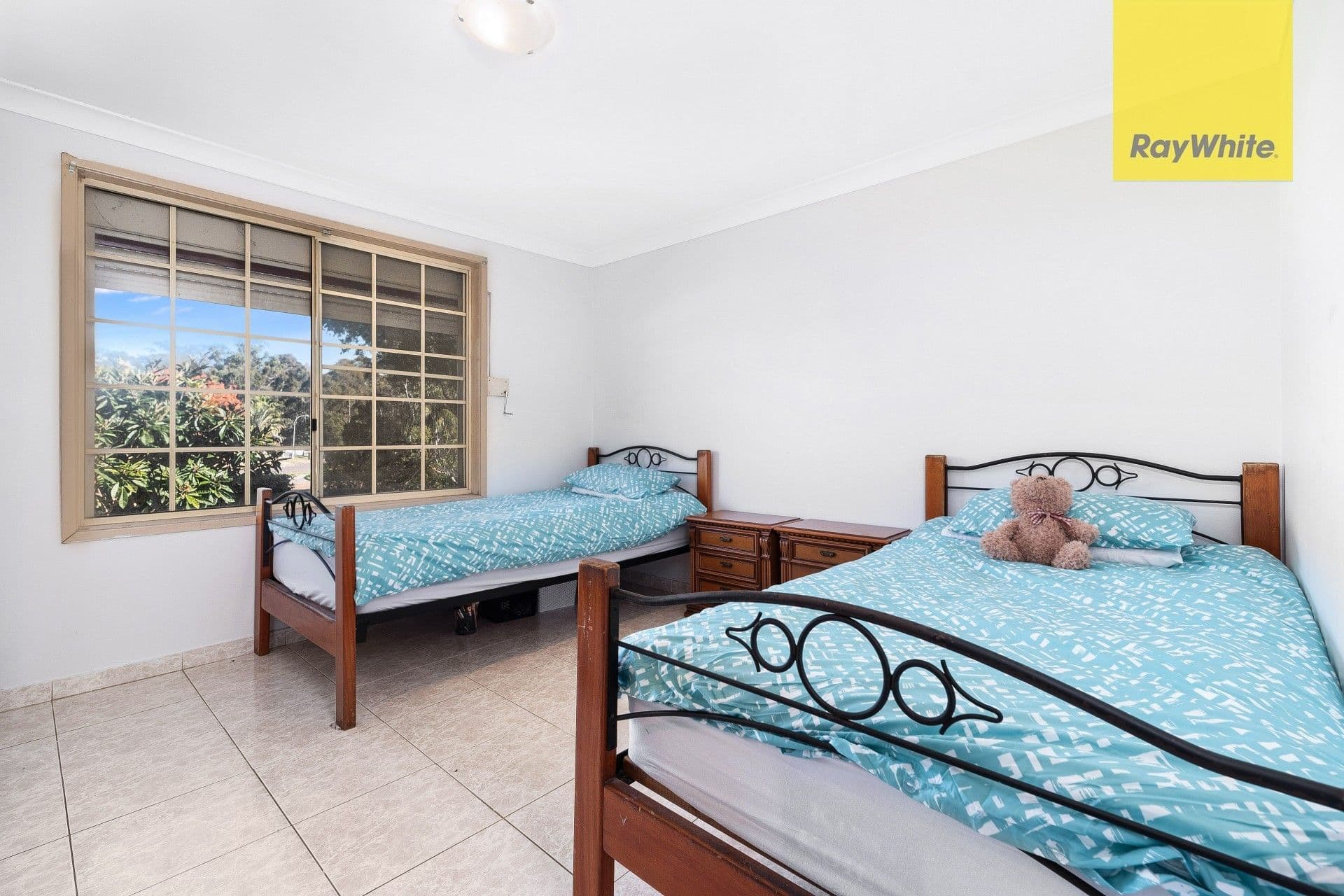 10 Derwent Place, Bossley Park NSW 2176, Bossley Park - Thumbnail 5