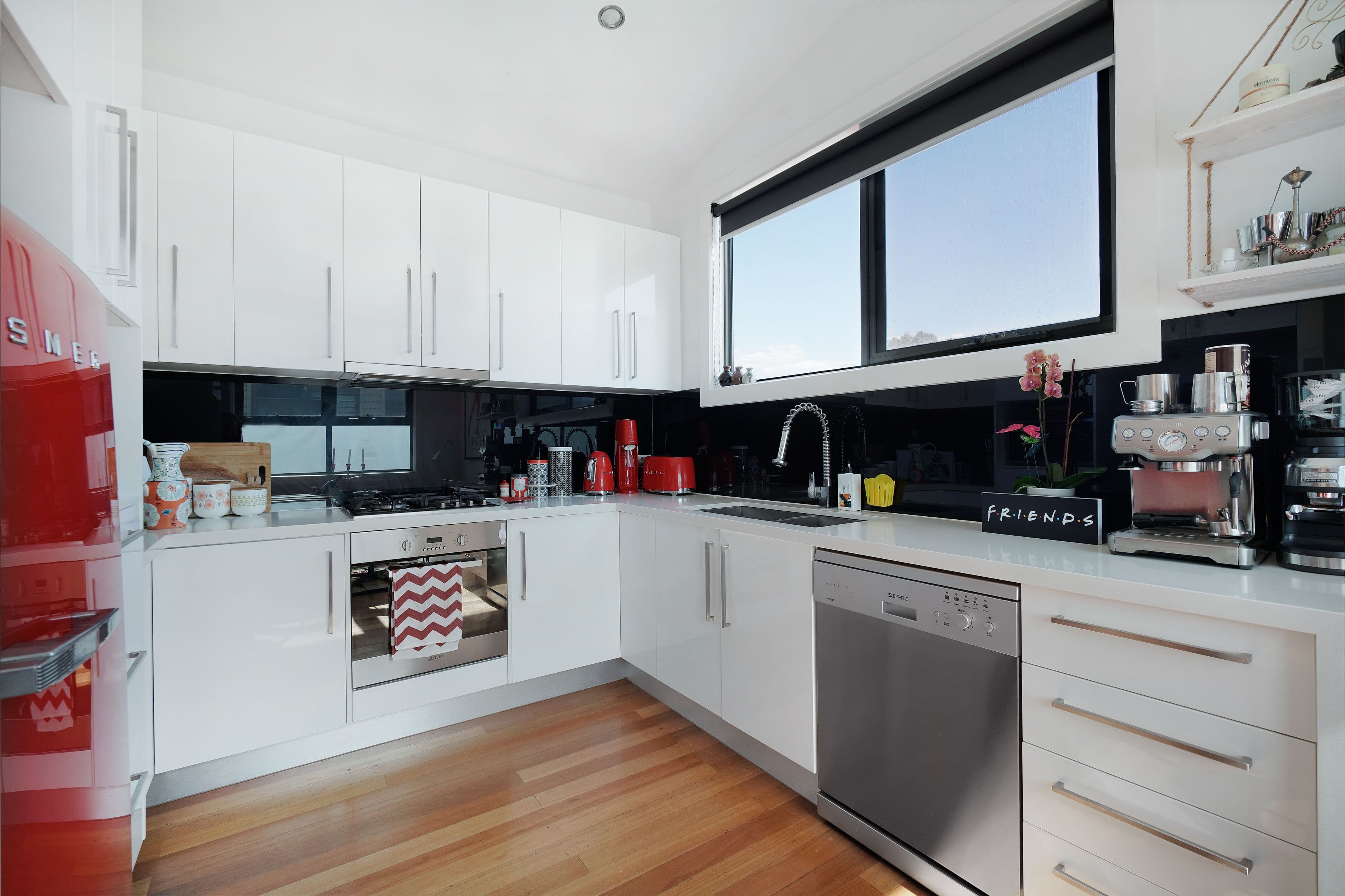 11 Carron Street, Coburg VIC 3058, Coburg - Thumbnail 2