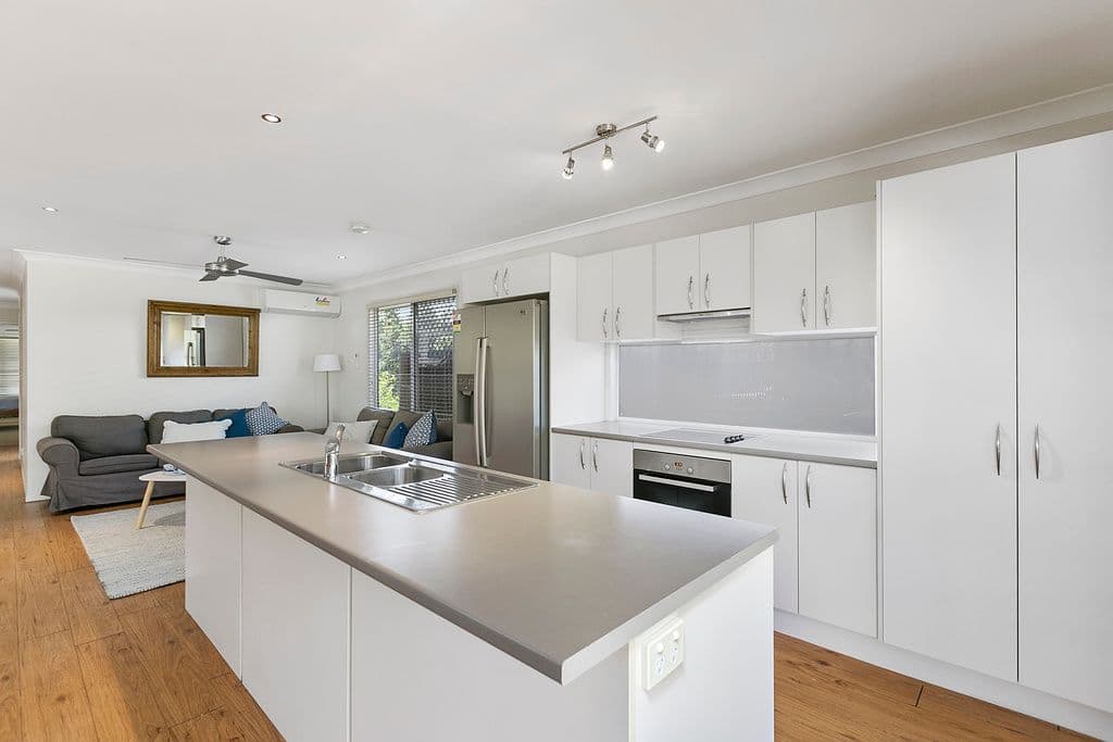 23 Tramore Street, Rocklea QLD 4106, Rocklea - Thumbnail 2