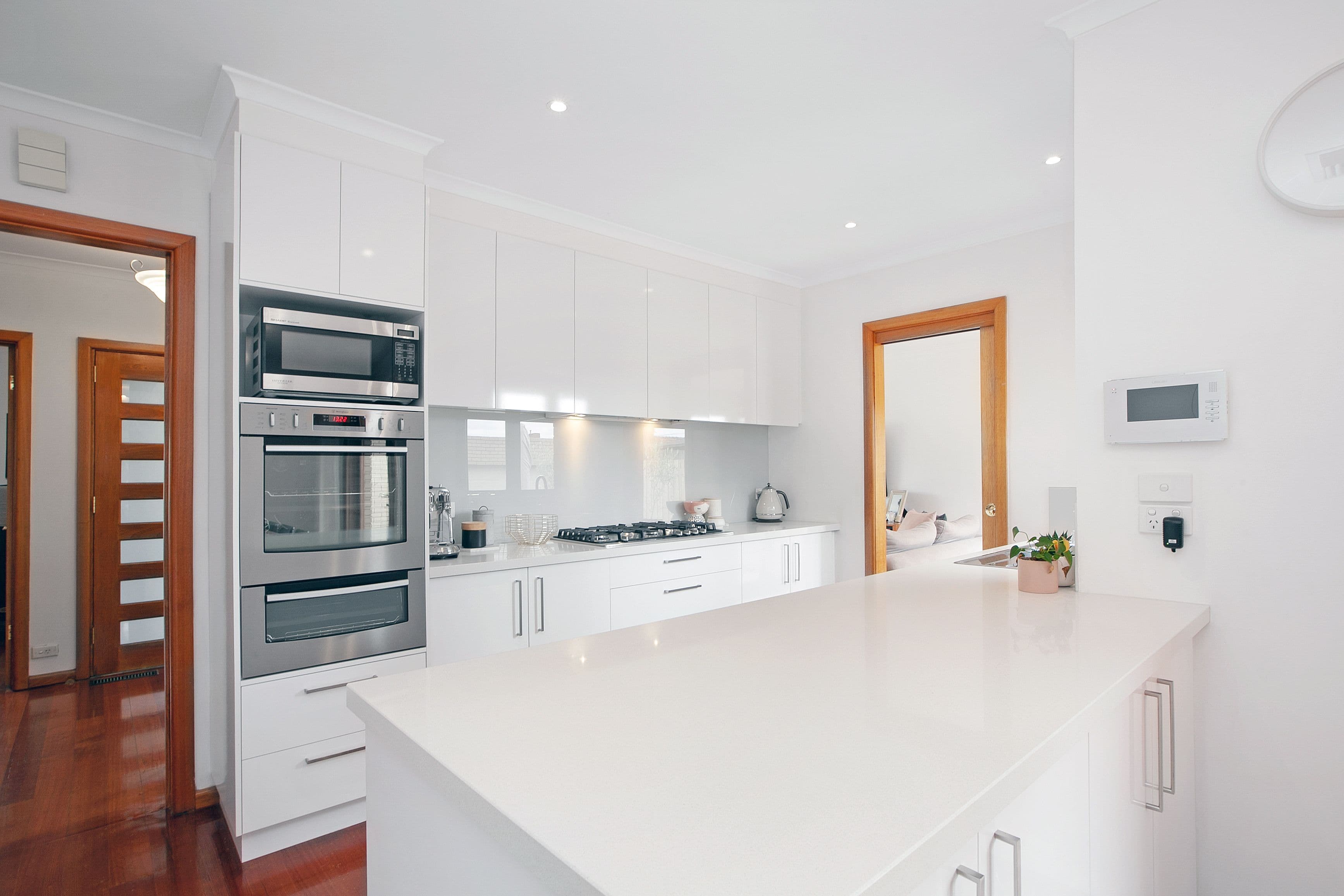 16 Barron Street, Reservoir VIC 3073, Reservoir - Thumbnail 5