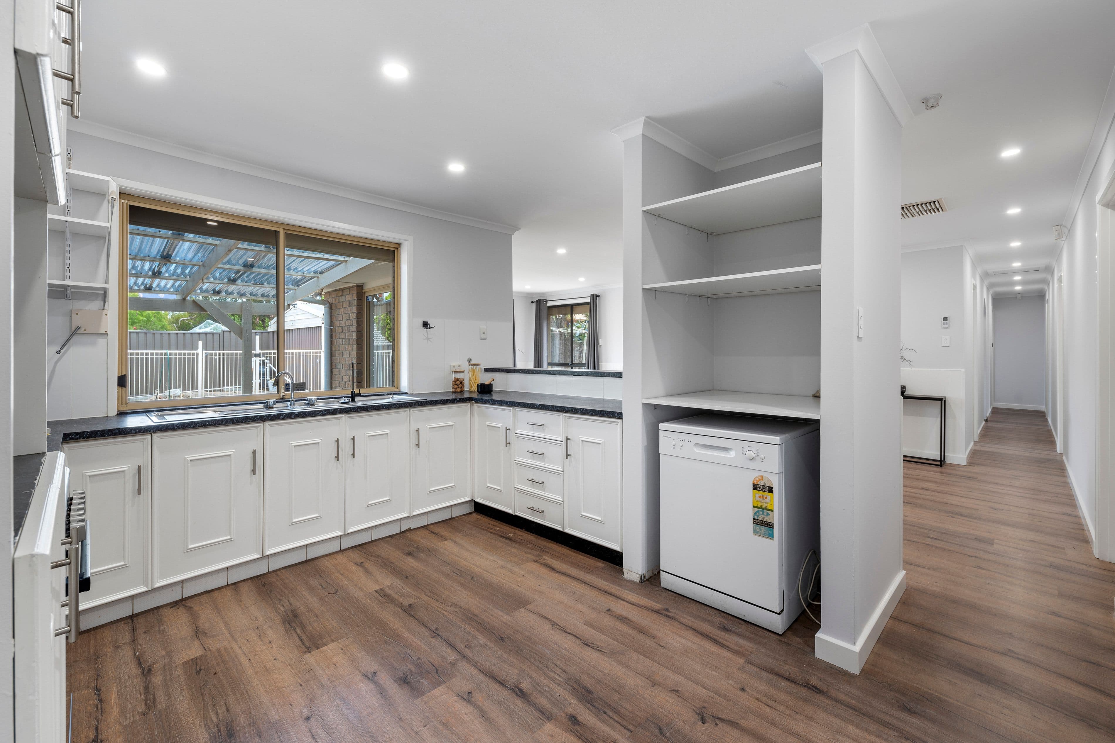 16 Tomatin Court, Greenwith SA 5125, Greenwith - Thumbnail 4