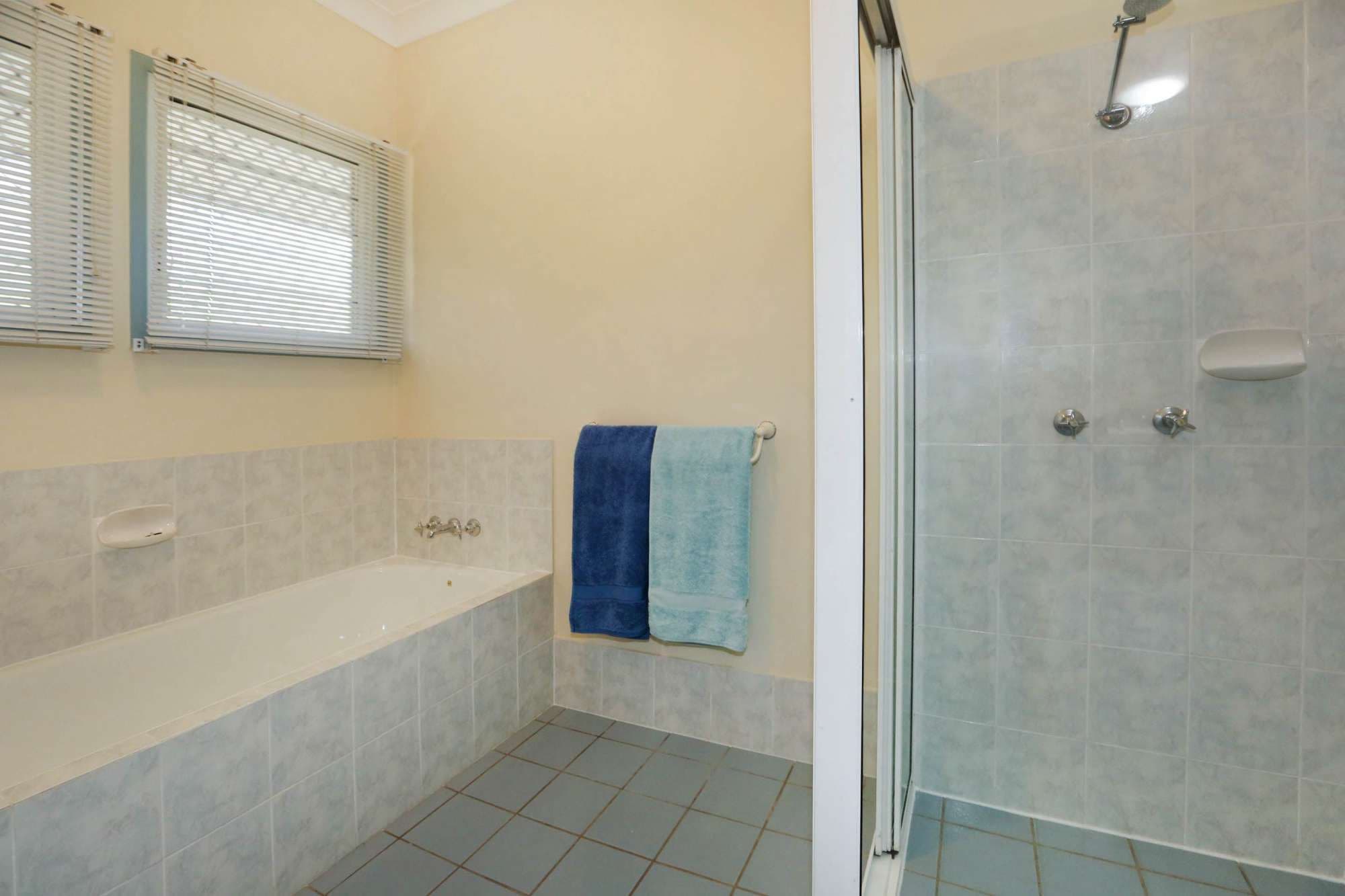 11 Evergreen Drive, KIRWAN QLD 4817, Kirwan - Thumbnail 5