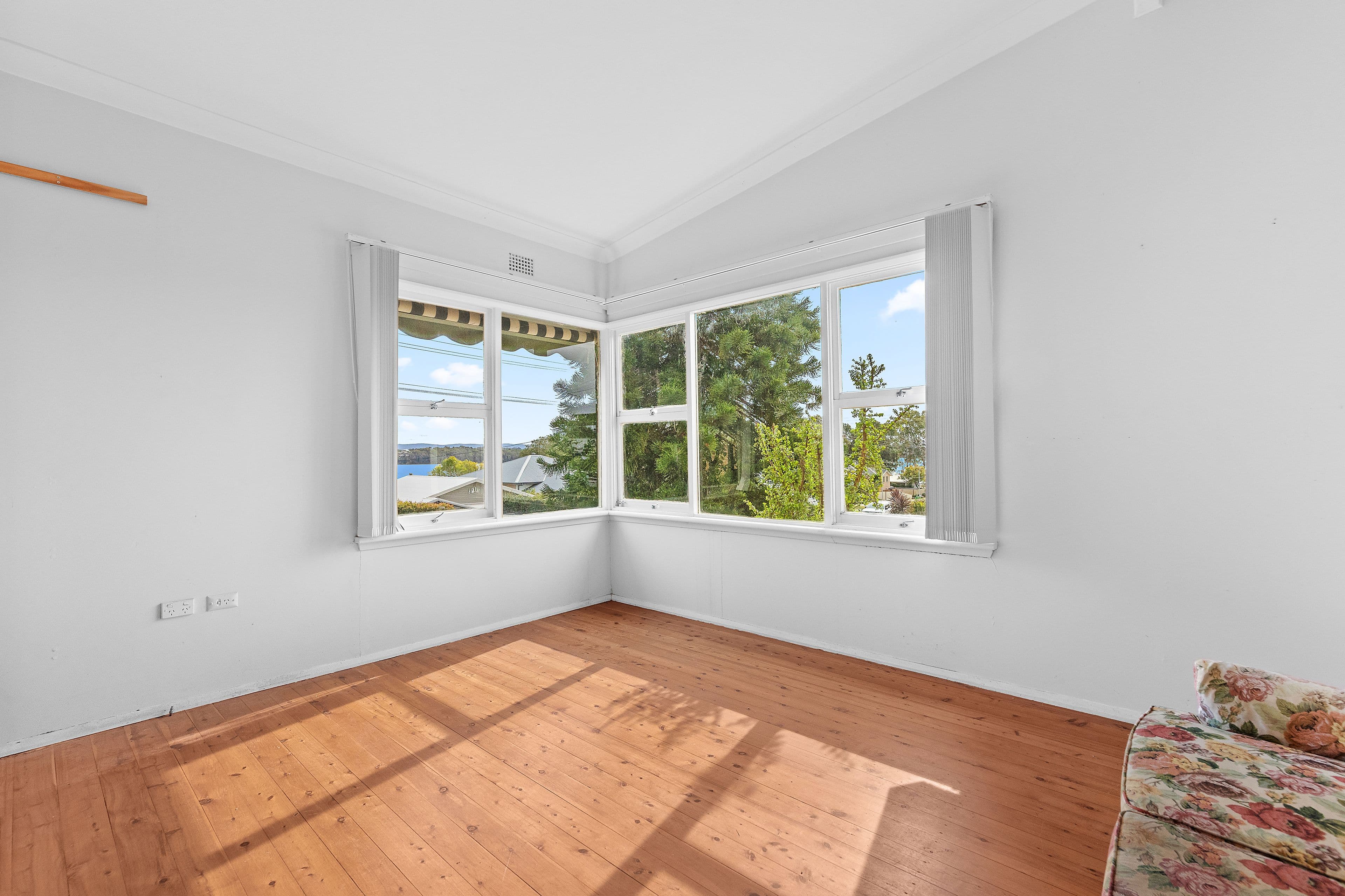 1 Greenway Avenue, Mannering Park NSW 2259, Mannering Park - Thumbnail 6