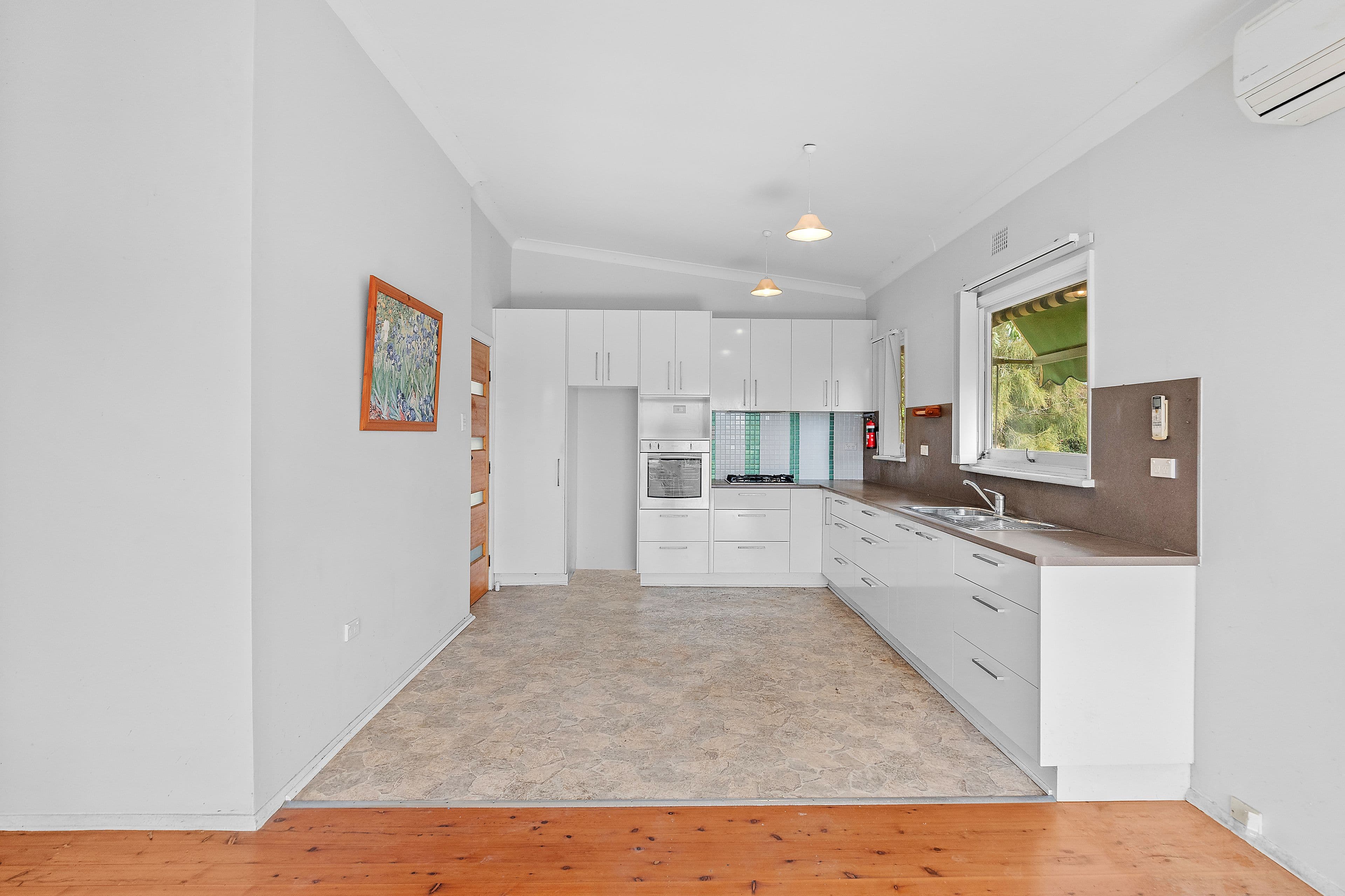 1 Greenway Avenue, Mannering Park NSW 2259, Mannering Park - Thumbnail 7