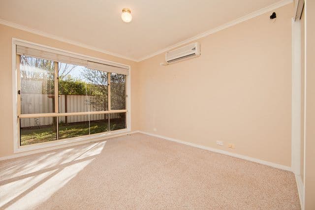 7 Dodwell Street, GIRALANG ACT 2617, Giralang - Thumbnail 5