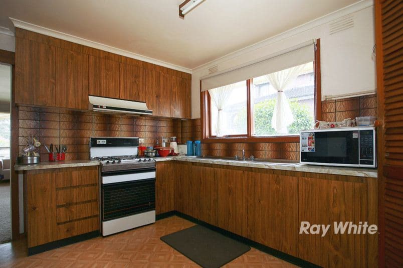 70 Mackie Road, MULGRAVE VIC 3170, Mulgrave - Thumbnail 2