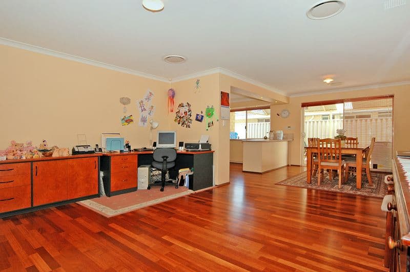 94 Bennett Street, CAVERSHAM WA 6055, Caversham - Thumbnail 4