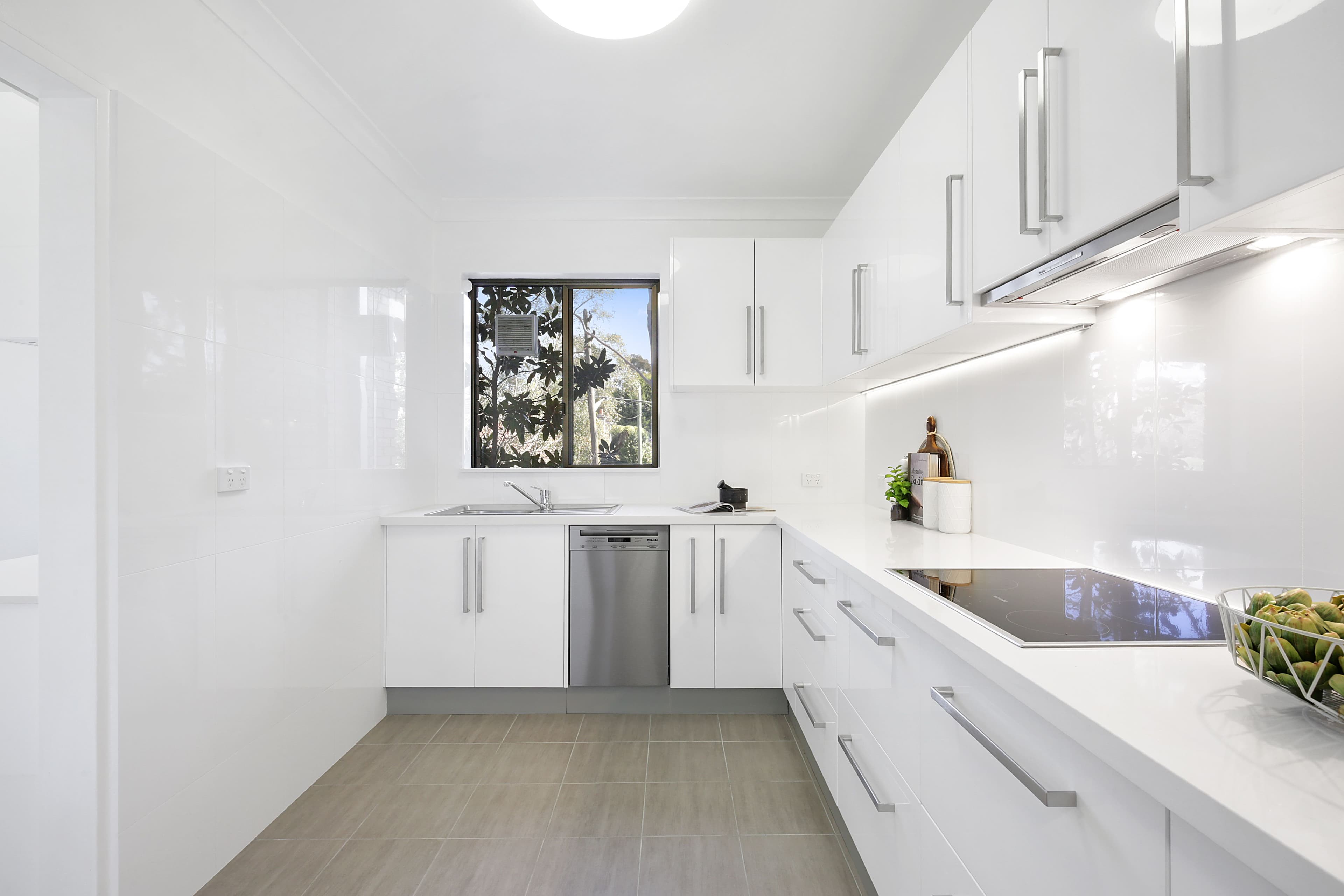 5 Robert Street, Artarmon NSW 2064, Artarmon - Thumbnail 2