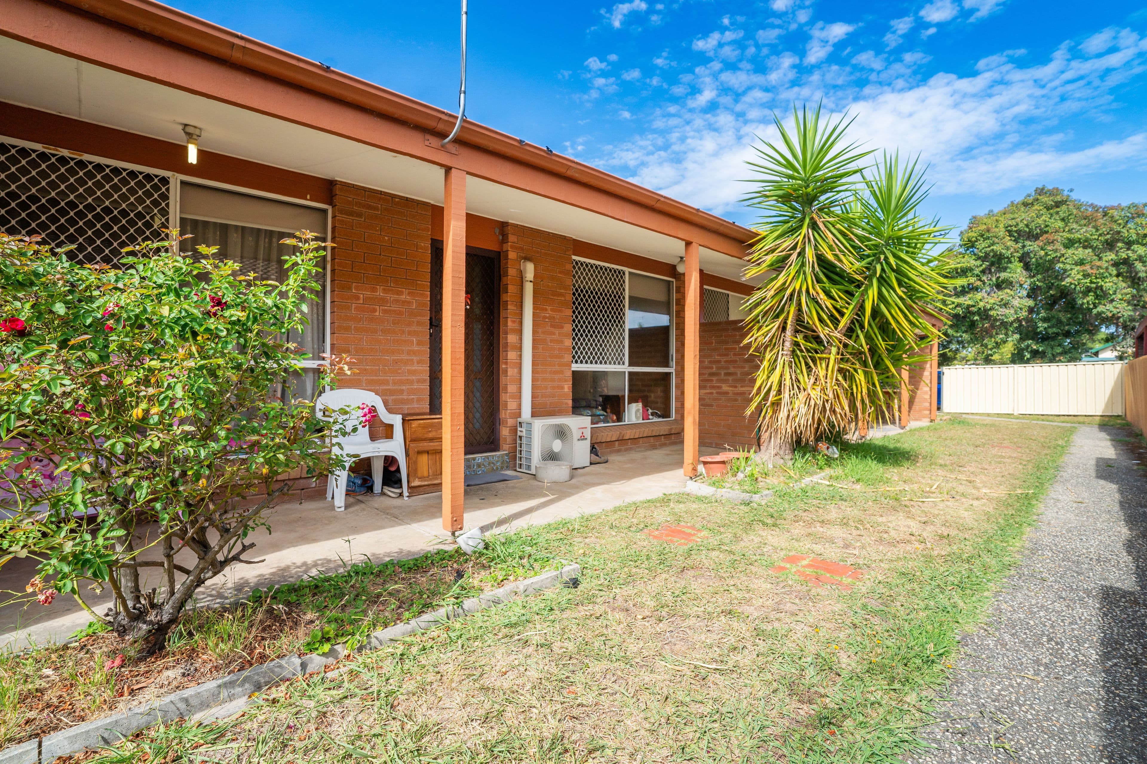 2/458 Kemp Street, Lavington NSW 2641, Lavington - Thumbnail 2
