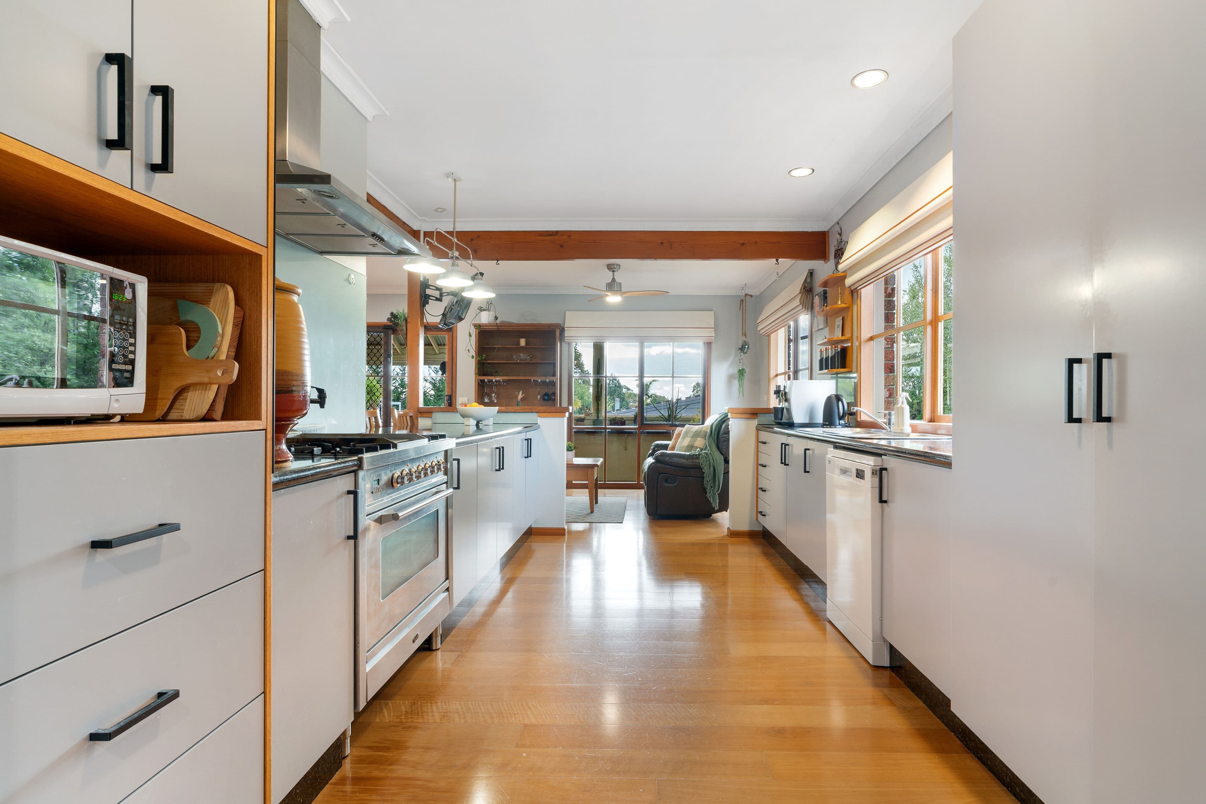2 Kirribilli Close, Langwarrin VIC 3910, Langwarrin - Thumbnail 6