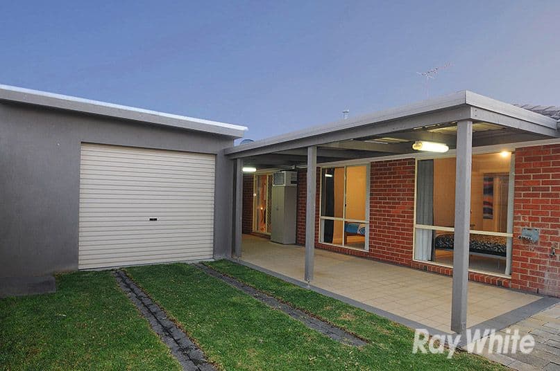 8 Gowrie Place, Cranbourne West VIC 3977, Cranbourne West - Thumbnail 8