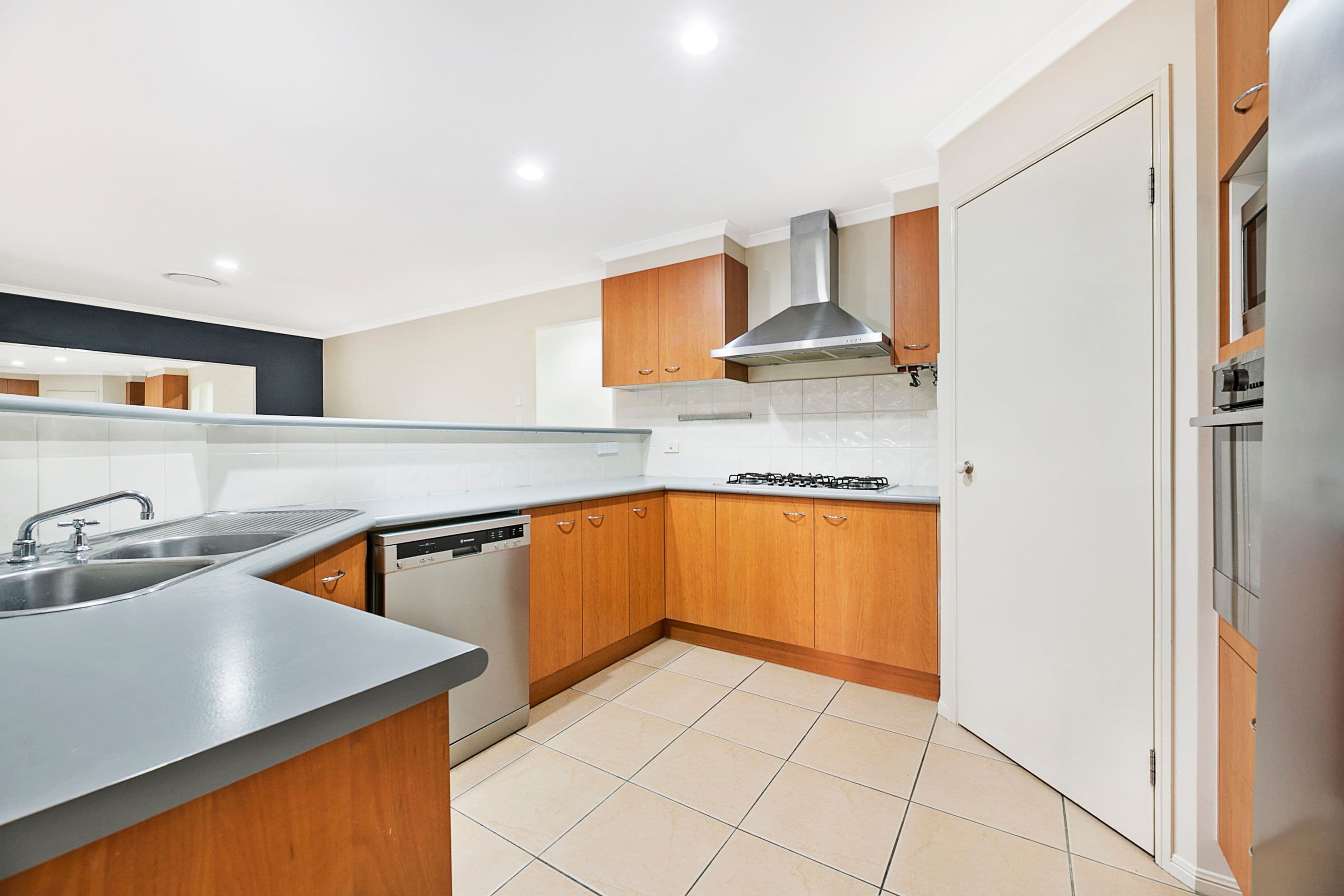 26 Gardenia Drive, Bonogin QLD 4213, Bonogin - Thumbnail 8