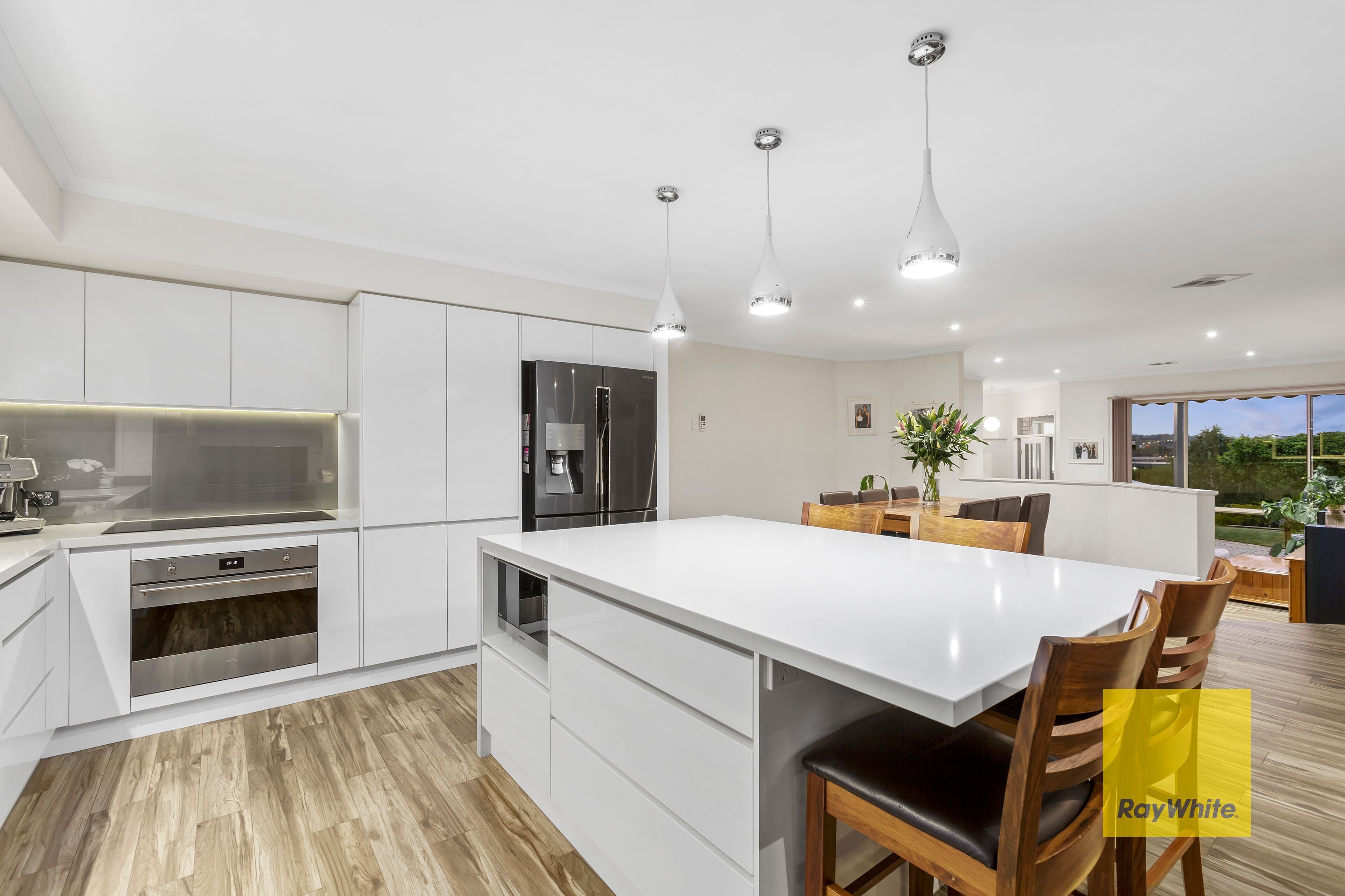 8 Tavuzzi Terrace, Edens Landing QLD 4207, Edens Landing - Thumbnail 2