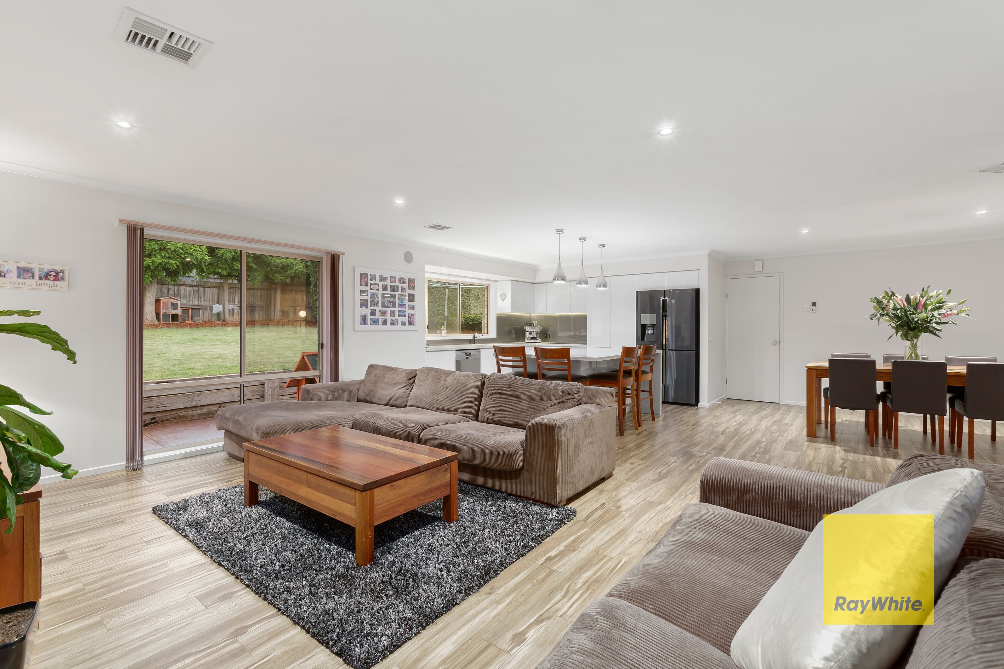 8 Tavuzzi Terrace, Edens Landing QLD 4207, Edens Landing - Thumbnail 6