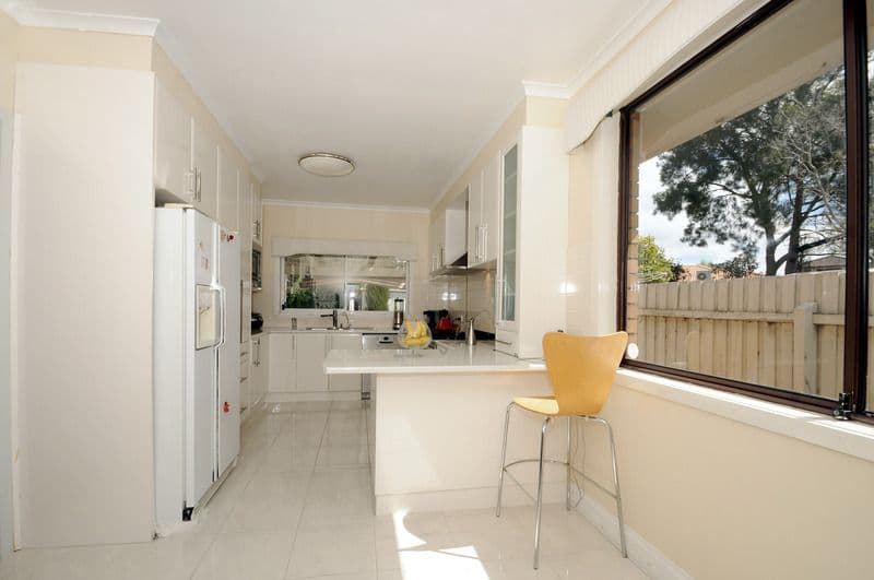 18 Bellarine Court, KEYSBOROUGH VIC 3173, Keysborough - Thumbnail 5