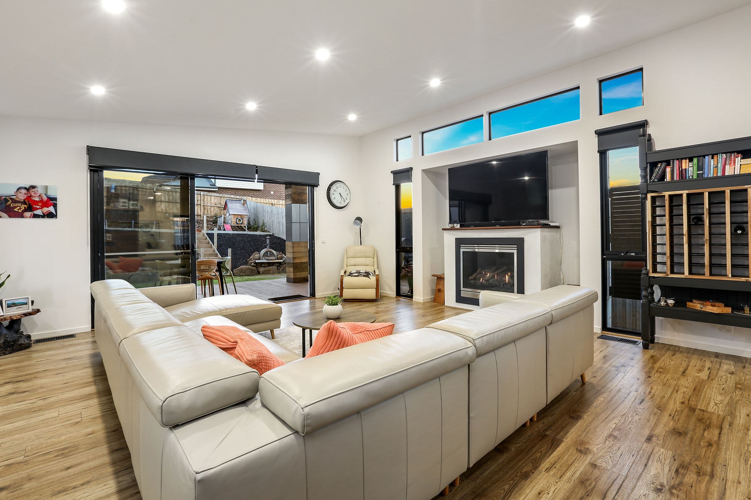 4 Woolondoon Drive, Highton VIC 3216, Highton - Thumbnail 5