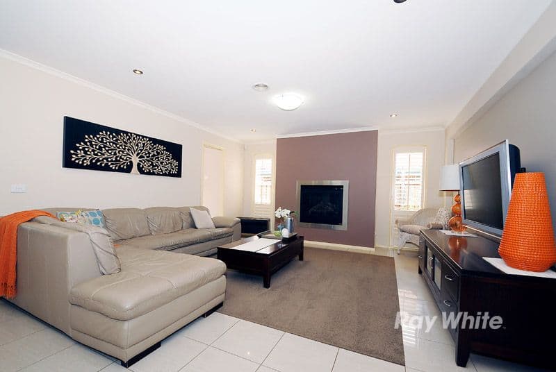 33 Victoria Knox Avenue, ROWVILLE VIC 3178, Rowville - Thumbnail 3