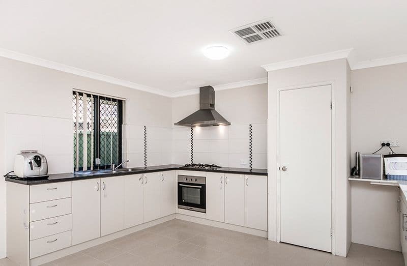 39 Verdant Crescent, Seville Grove WA 6112, Seville Grove - Thumbnail 4