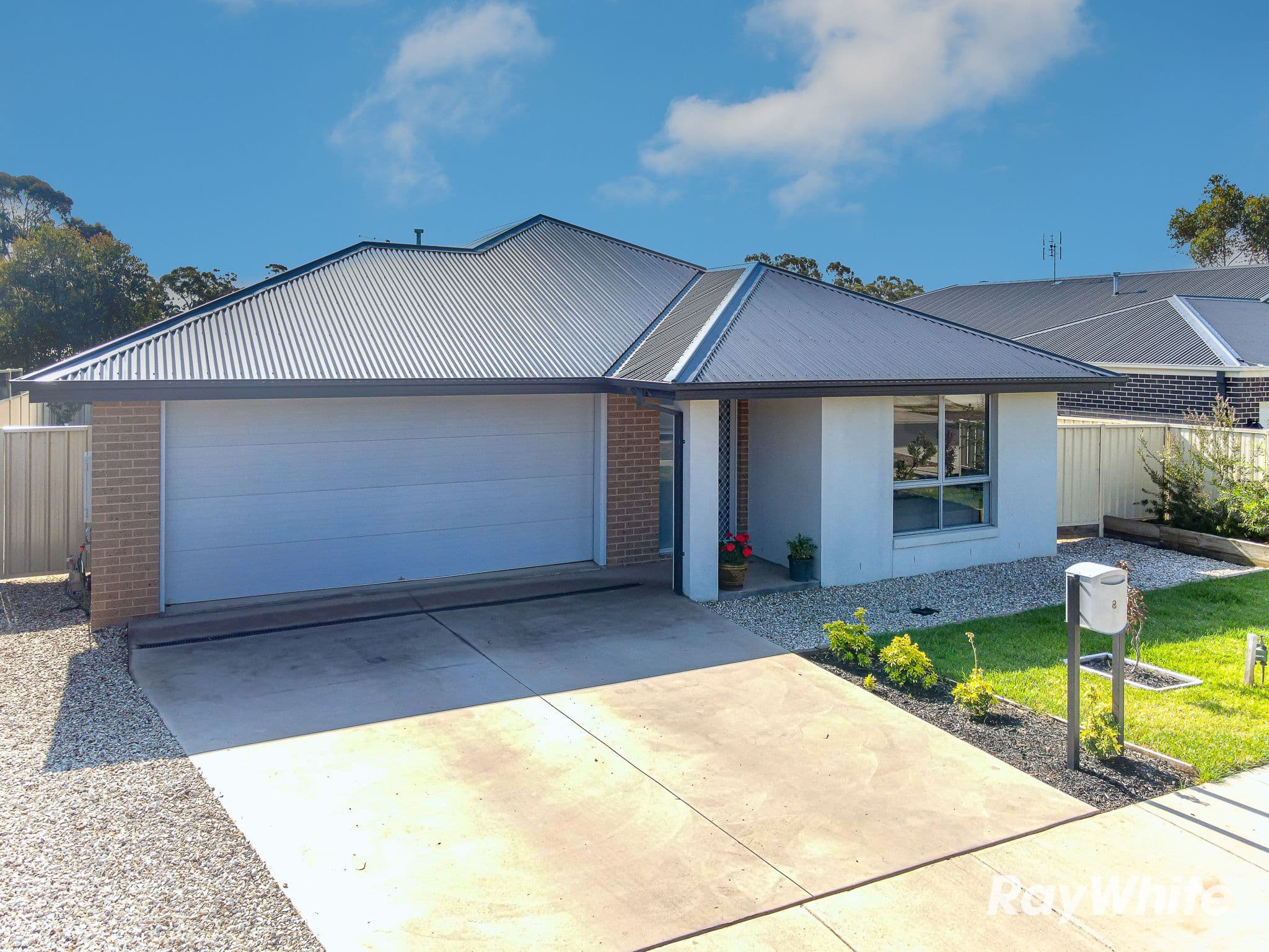 8 Jenolian Street, Huntly VIC 3551, Huntly - Thumbnail 4