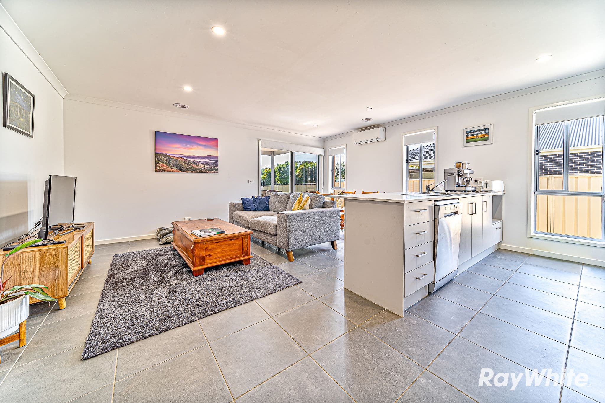8 Jenolian Street, Huntly VIC 3551, Huntly - Thumbnail 5