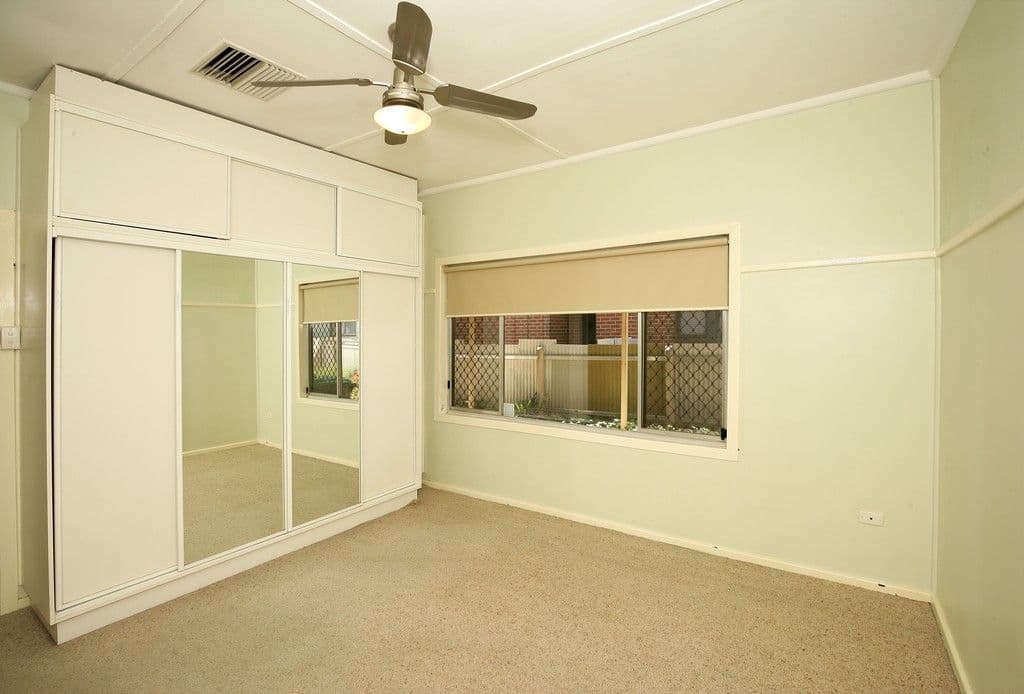 54 Gormly Avenue, Wagga Wagga - Thumbnail 5