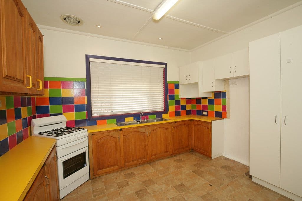 54 Gormly Avenue, Wagga Wagga - Thumbnail 6