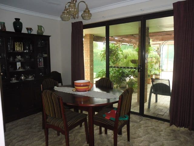 17 Slaughter Street, Three Springs WA 6519, Three Springs - Thumbnail 3