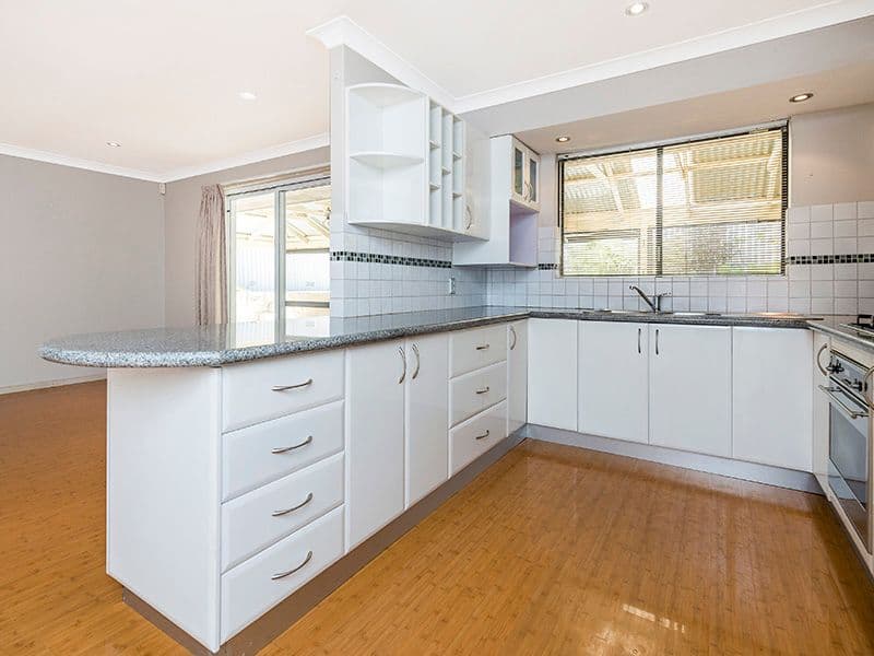 16 Sowden Drive, Samson WA 6163, Samson - Thumbnail 5