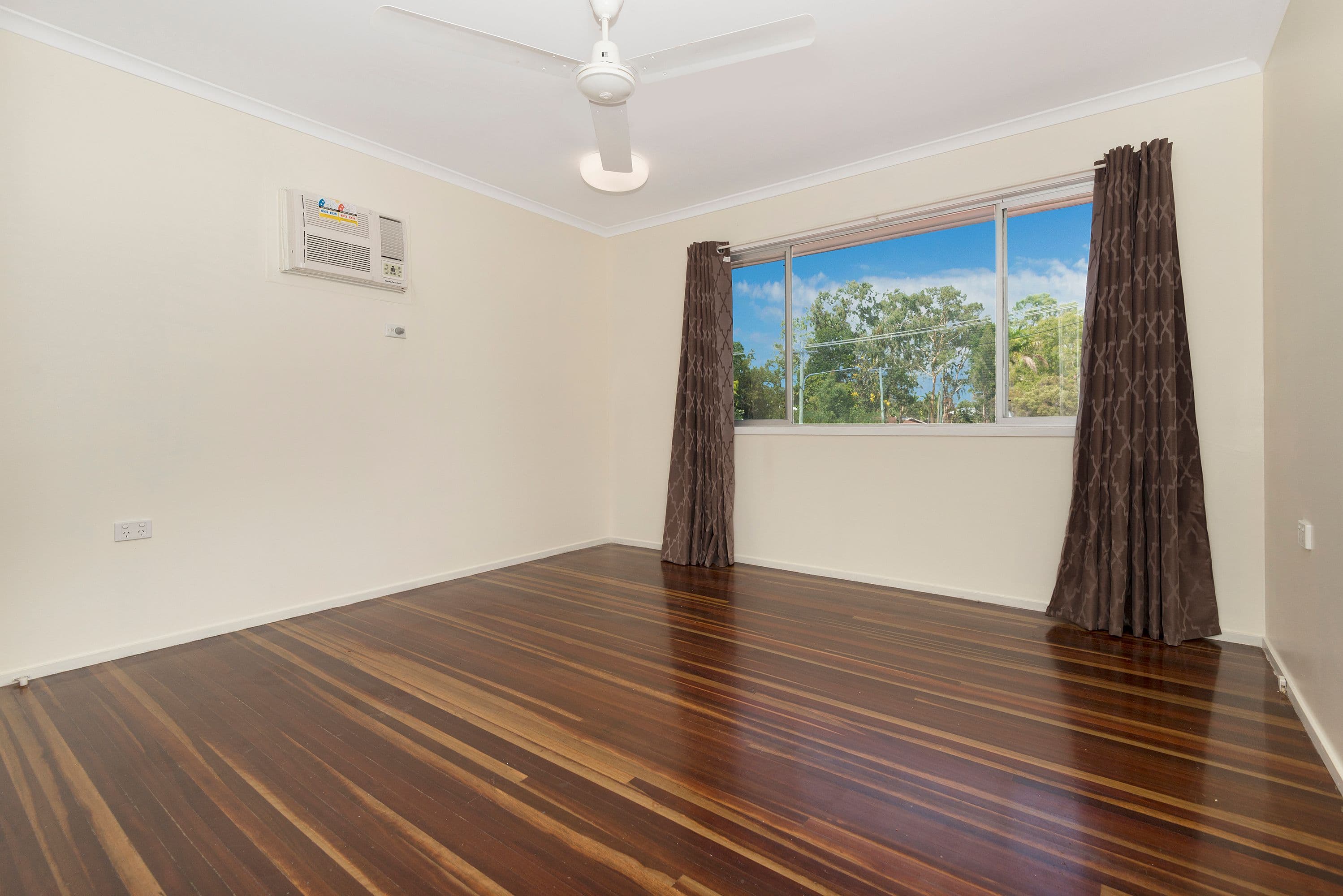 72 Tam O'Shanter Drive, Thuringowa Central QLD 4817, Thuringowa Central - Thumbnail 4