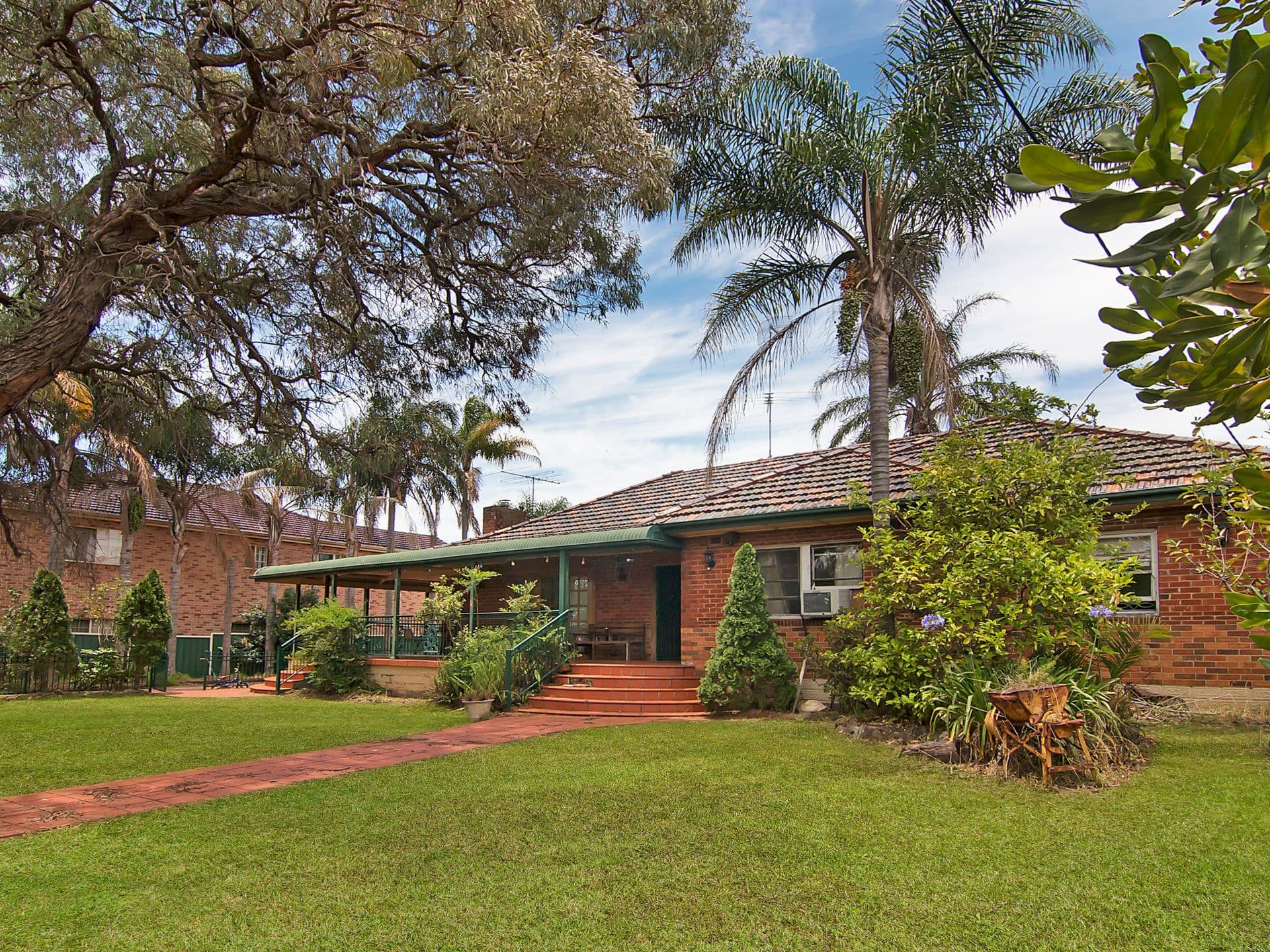 111 Robertson Street, Guildford - Thumbnail 7