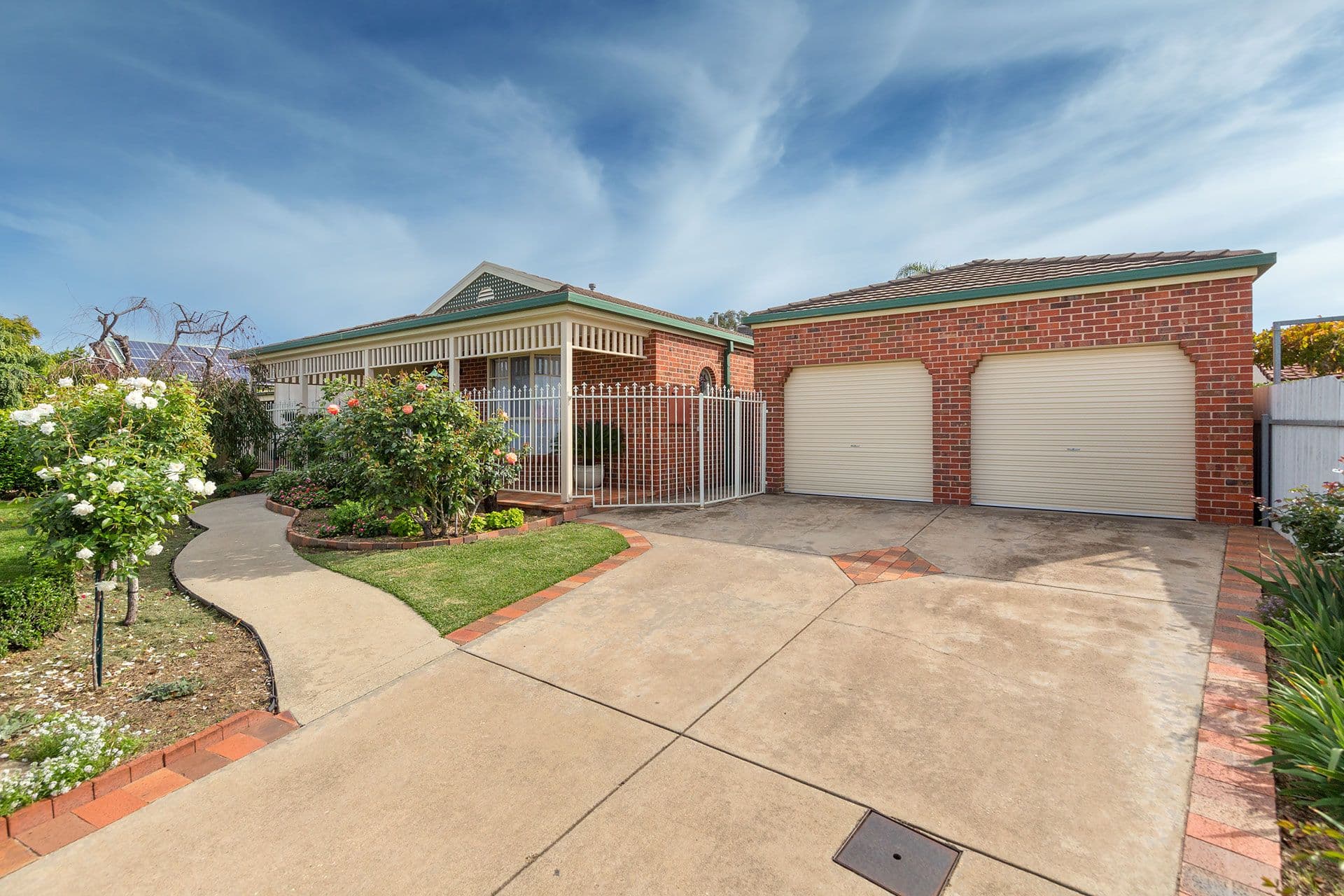 8 Worsley Place, Lavington NSW 2641, Lavington - Thumbnail 2