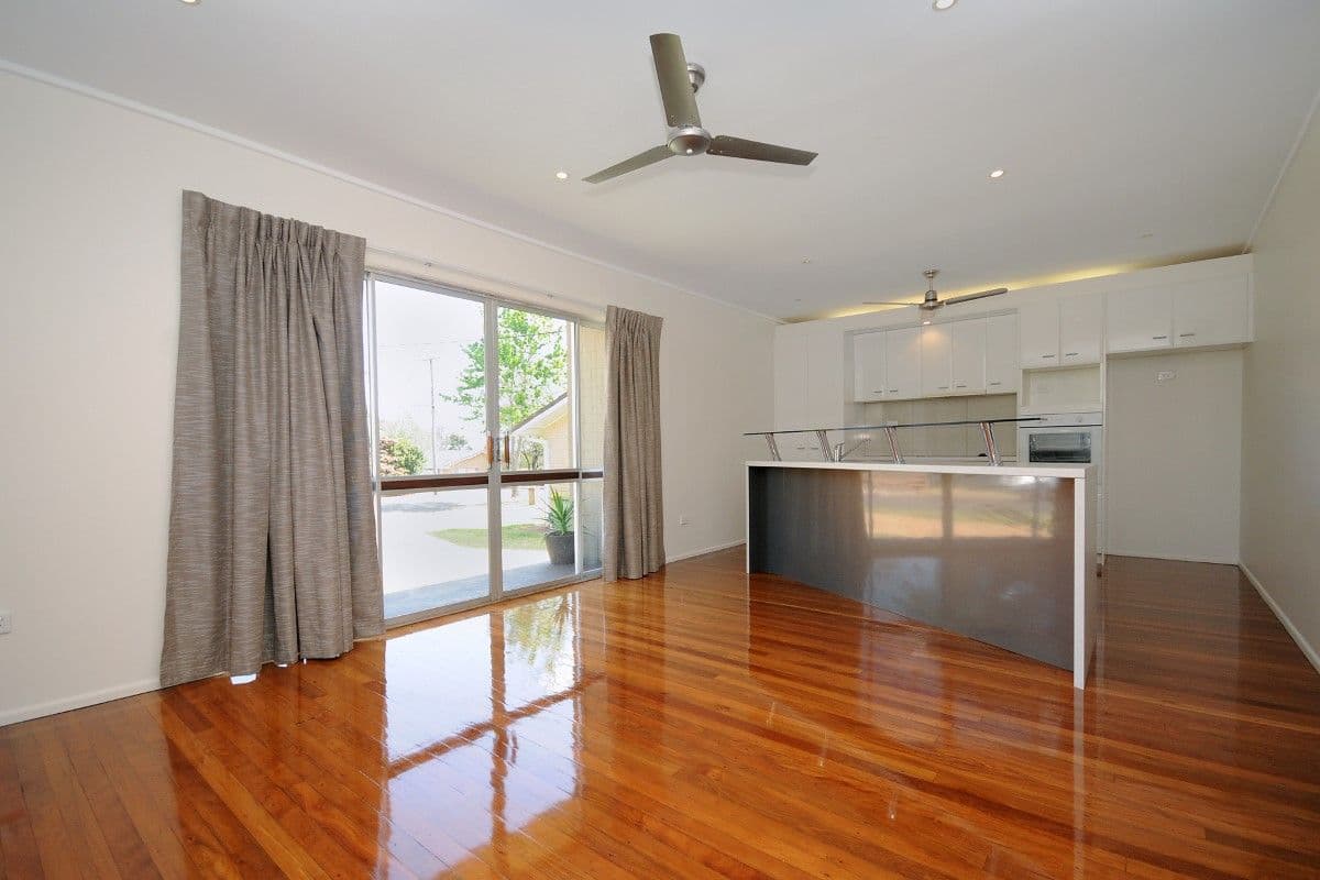 5 Garvey Street, MOUNT LOFTY QLD 4350, Mount Lofty - Thumbnail 2