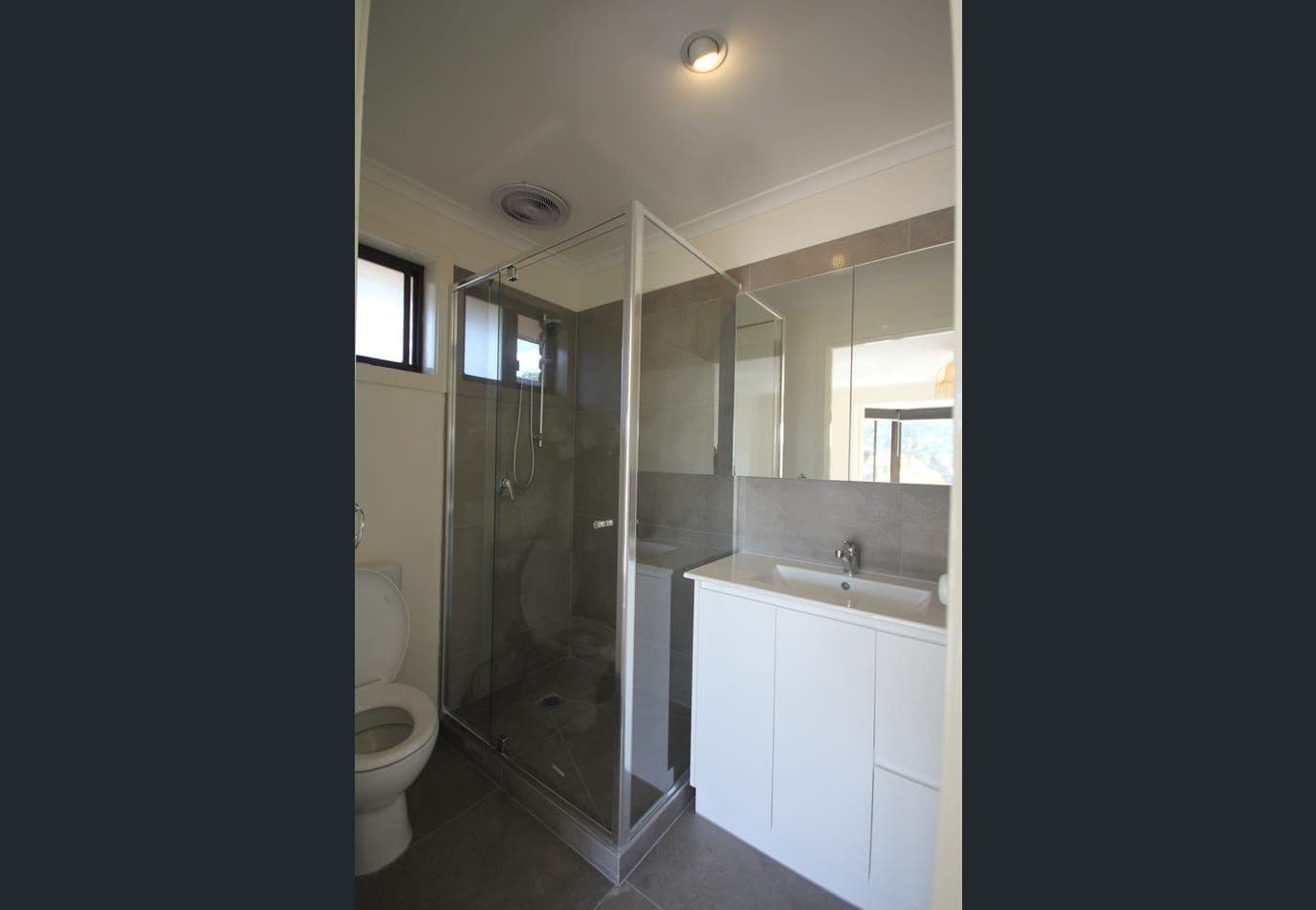 19 Sanderling Street, Werribee VIC 3030, Werribee - Thumbnail 7