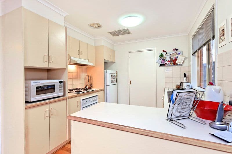 21 Brindalee Mews, CHADSTONE VIC 3148, Chadstone - Thumbnail 2