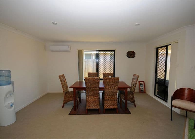 20  Golden Grove Court, ELI WATERS QLD 4655, Eli Waters - Thumbnail 7