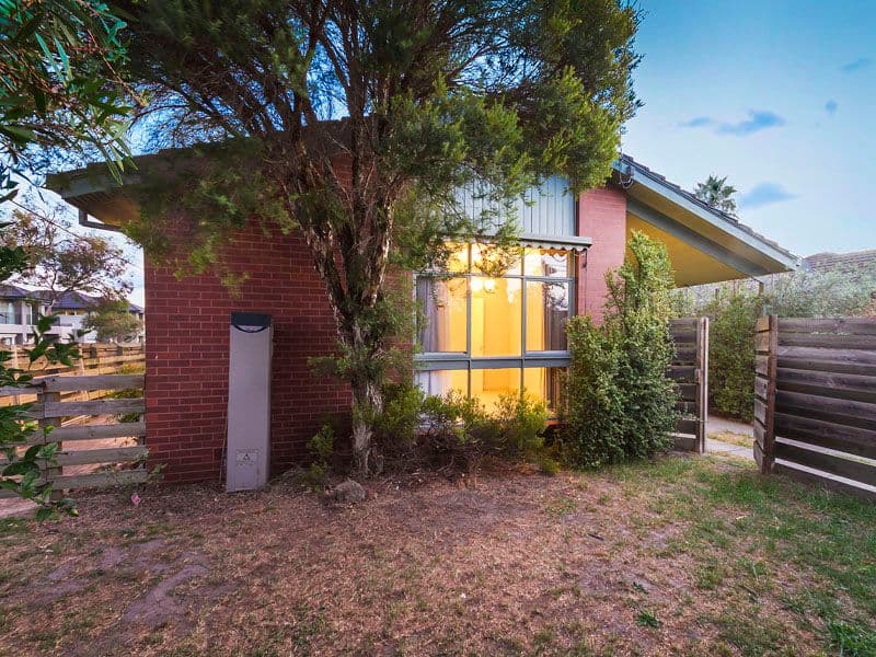 56 Bernard Street, Cheltenham VIC 3192, Cheltenham - Thumbnail 2