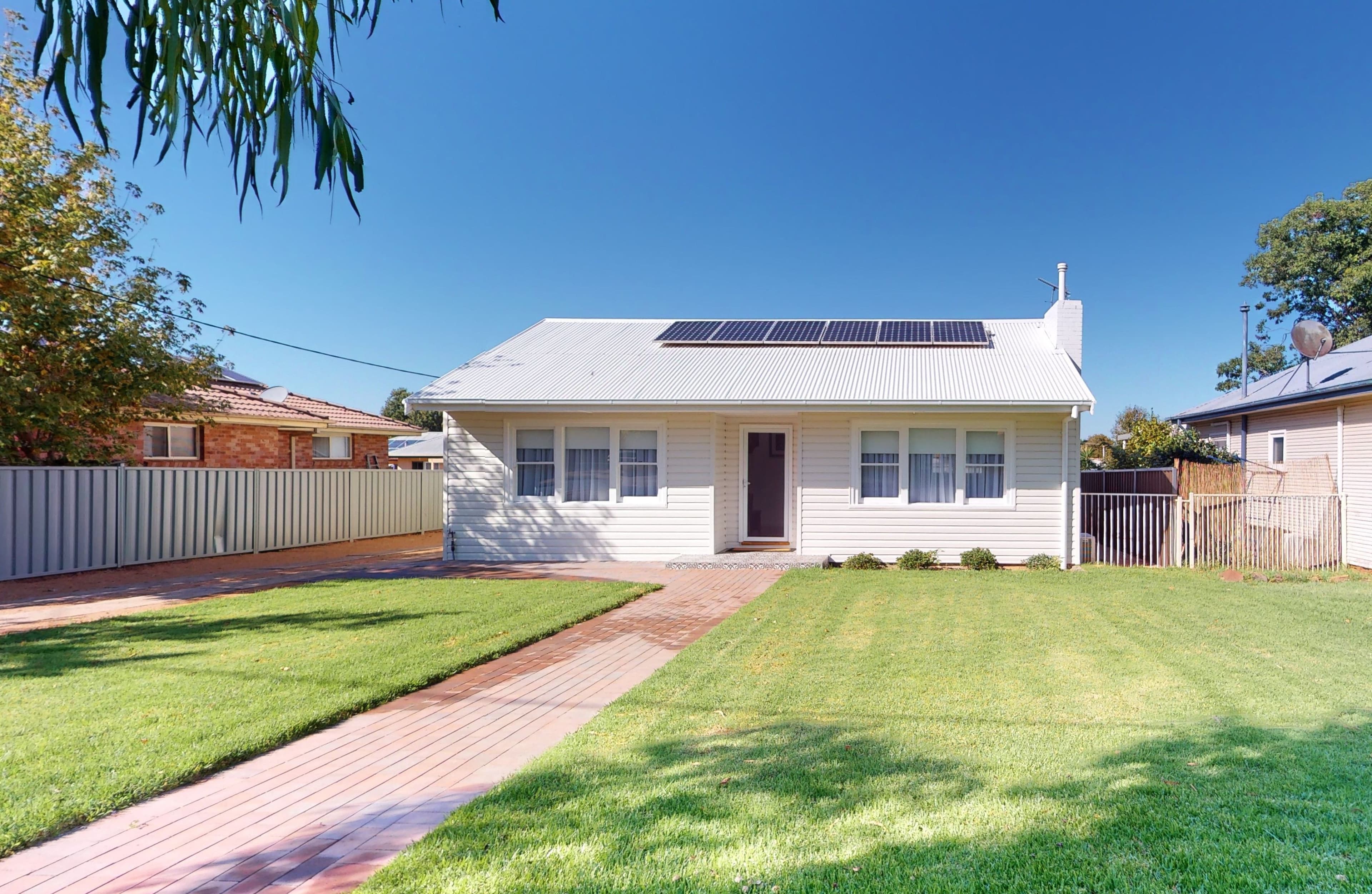 15 Bailey Street, Dubbo NSW 2830, Dubbo - Image 1