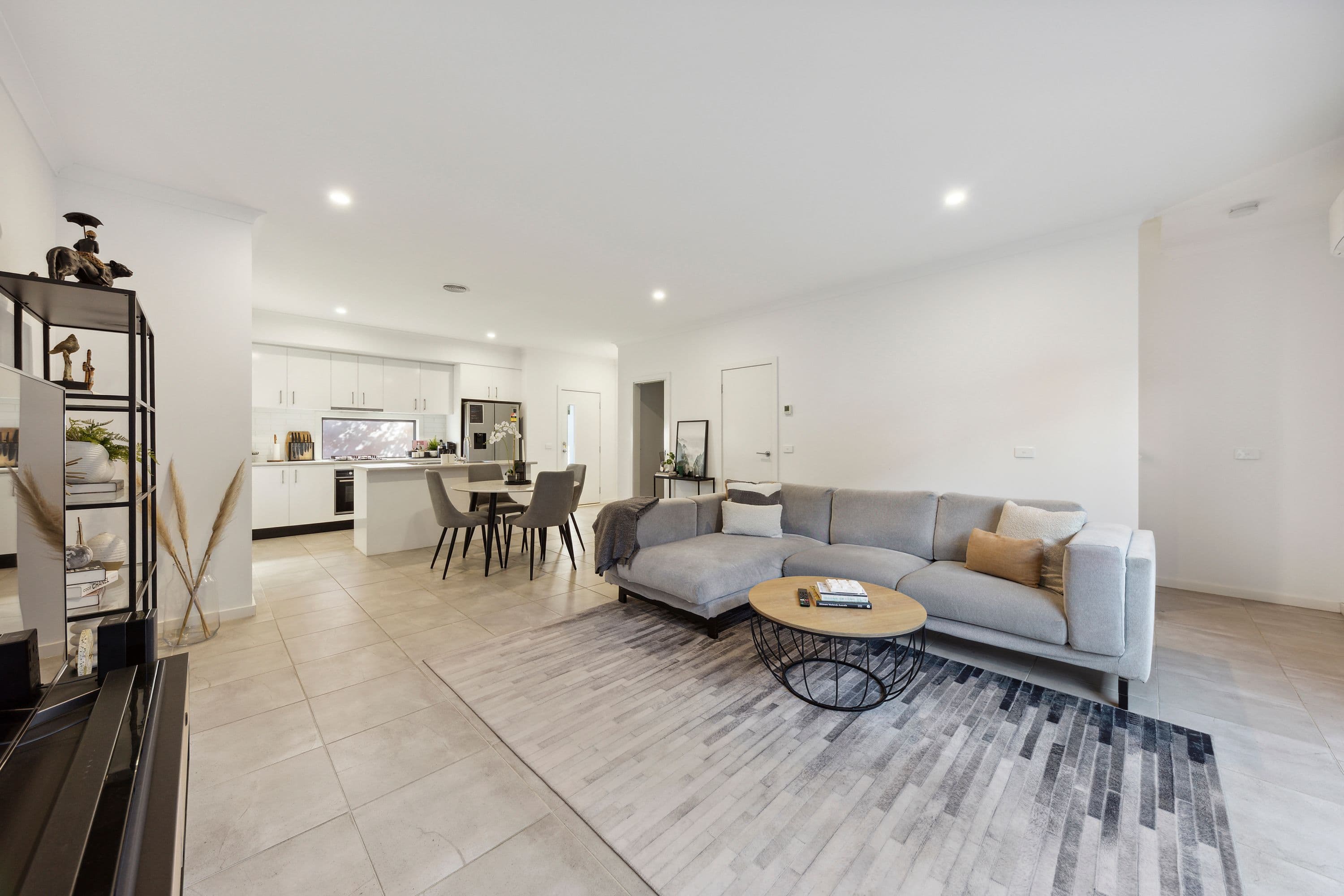 10 Slattery Place, Pakenham VIC 3810, Pakenham - Thumbnail 7