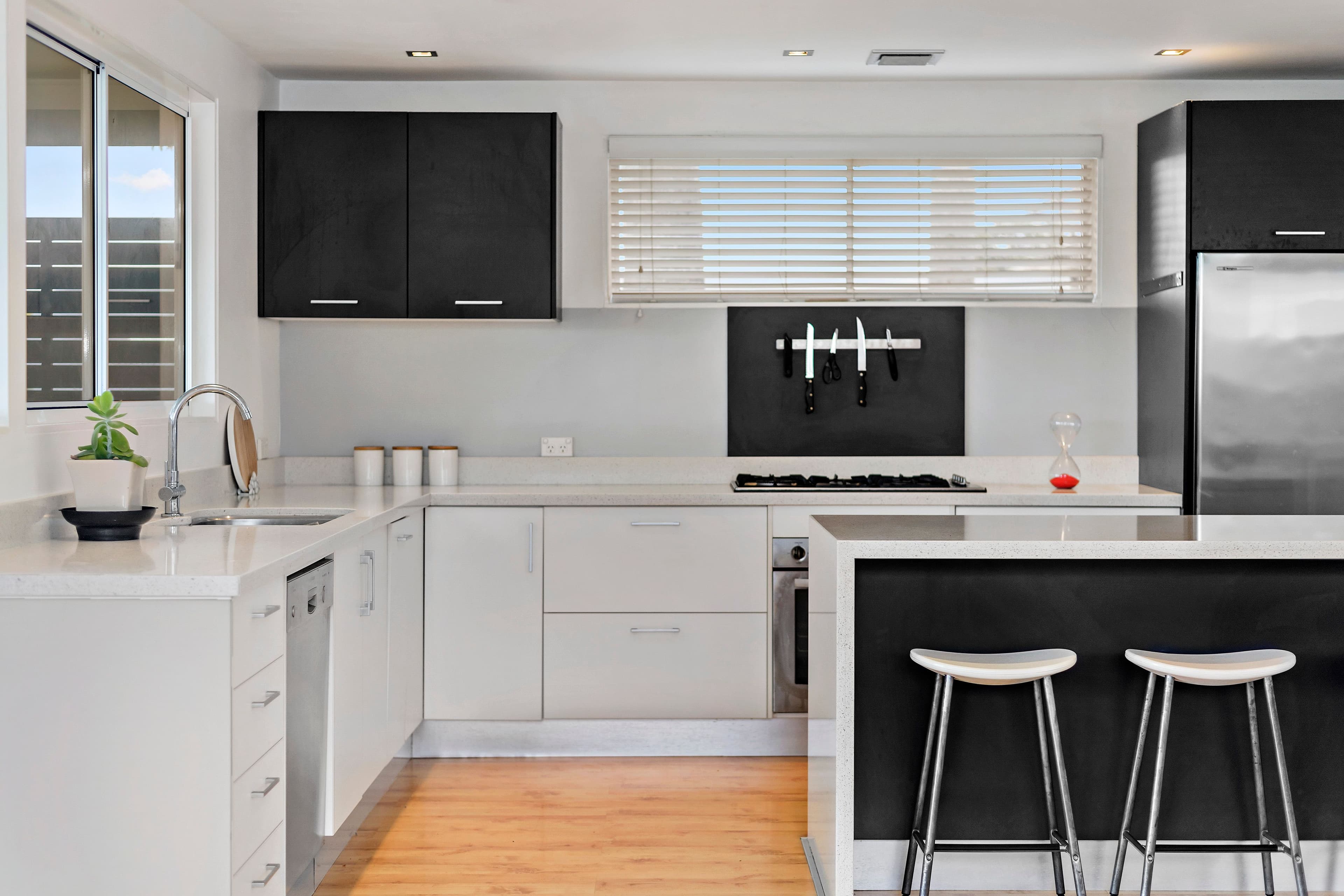21 Lakeview Parade, Warriewood - Thumbnail 2