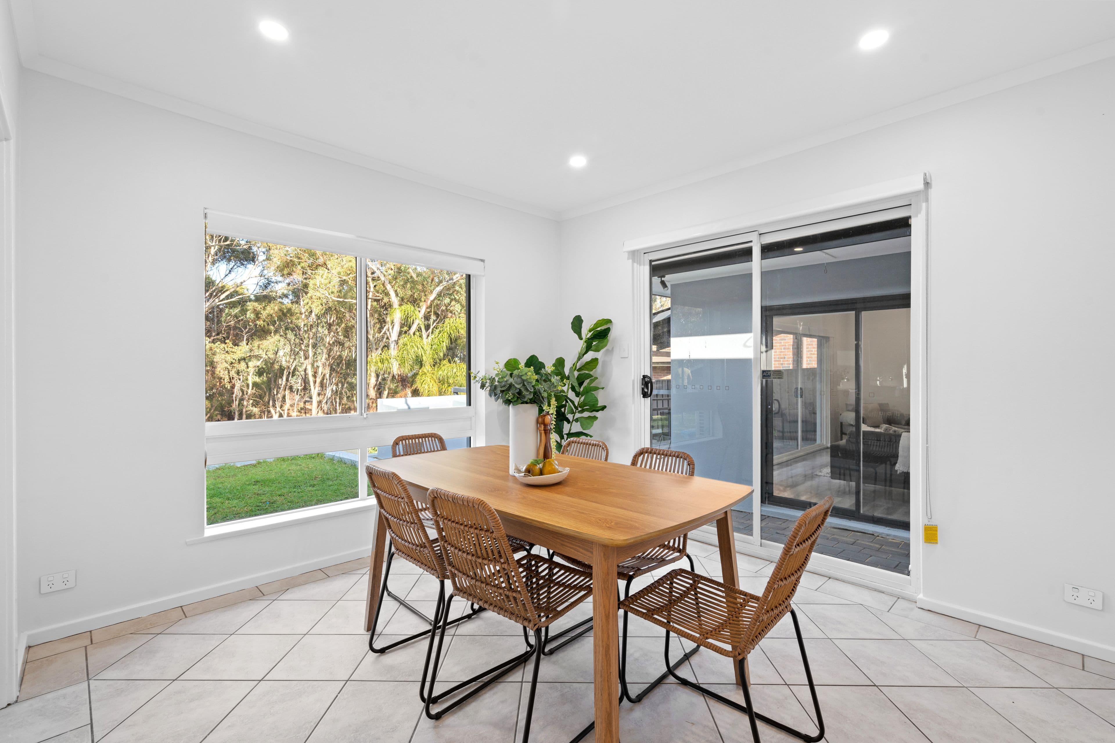 16 Swan Avenue, Happy Valley SA 5159, Happy Valley - Thumbnail 5