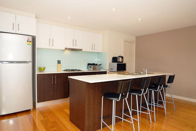 1 Nartanda Court, DONCASTER EAST VIC 3109, Doncaster East - Thumbnail 2