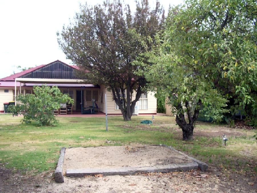18 Dinning Terrace, BORDERTOWN SA 5268, Bordertown - Thumbnail 8