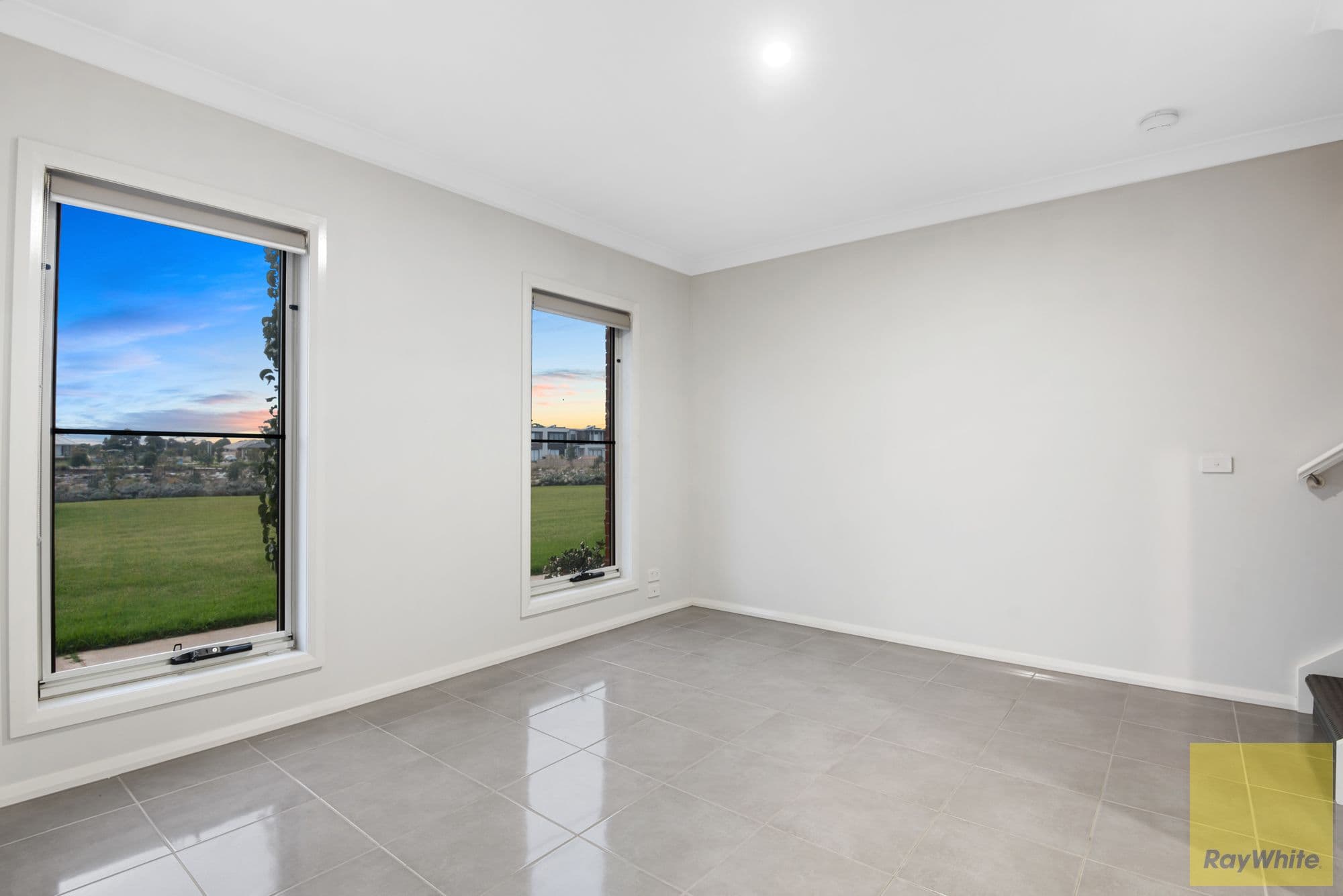 14 Burdock Way, Truganina VIC 3029, Truganina - Thumbnail 5