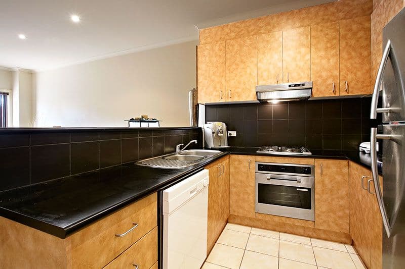 26 Park Street, FOOTSCRAY VIC 3011, Footscray - Thumbnail 2