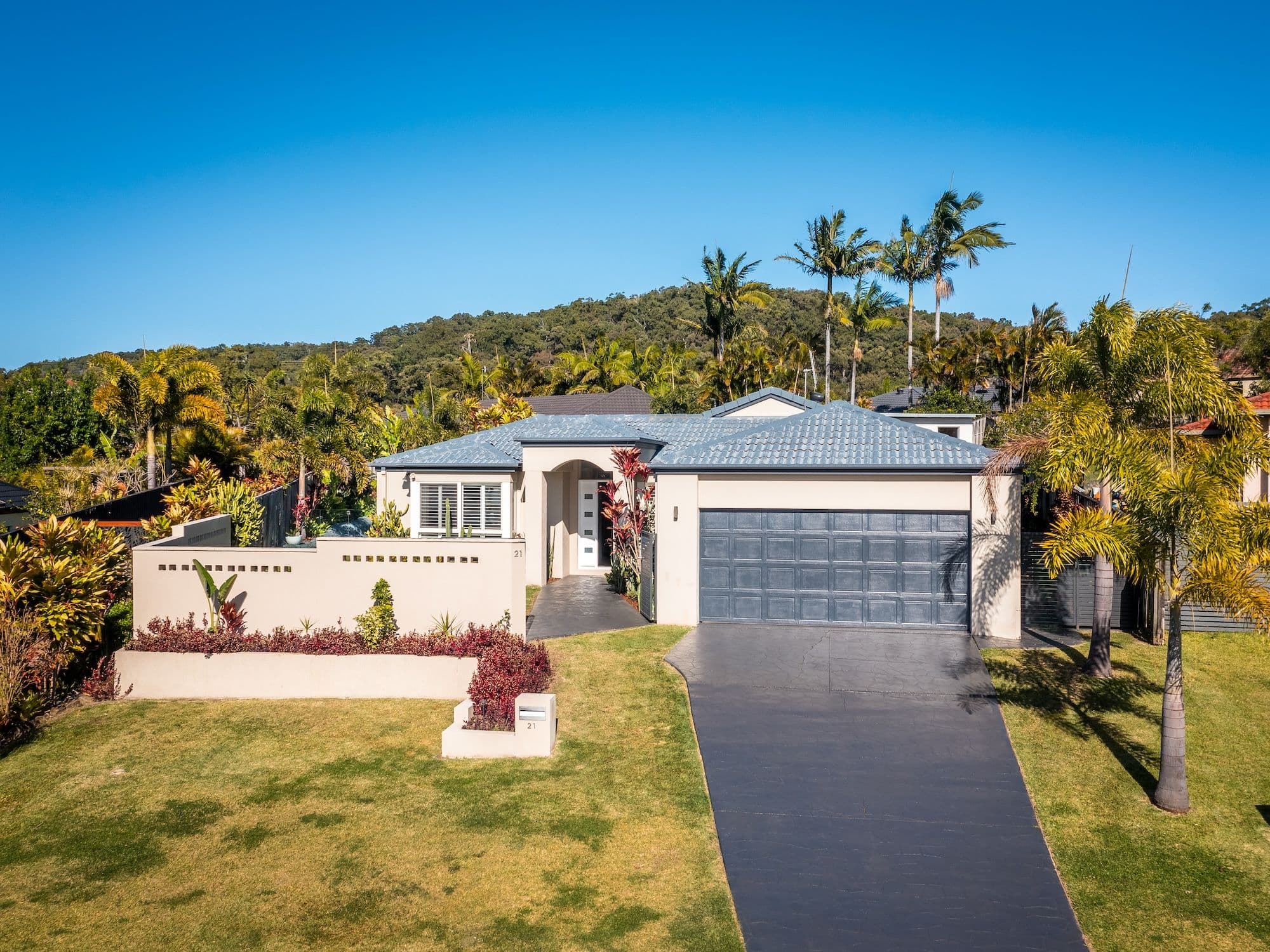 21 Shepton Crescent, Mudgeeraba QLD 4213, Mudgeeraba - Thumbnail 2