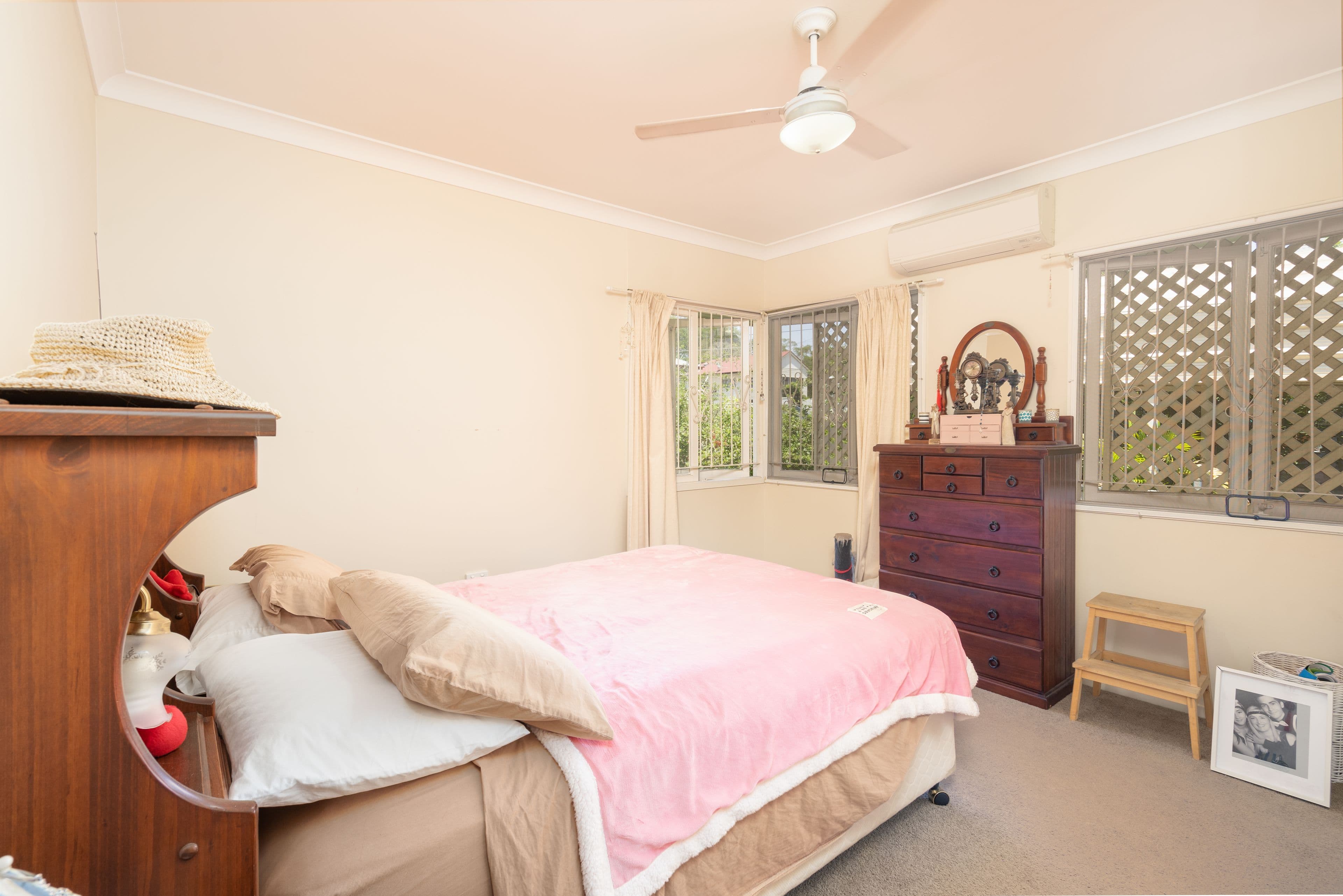 10 Gledson Street, North Booval QLD 4304, North Booval - Thumbnail 3