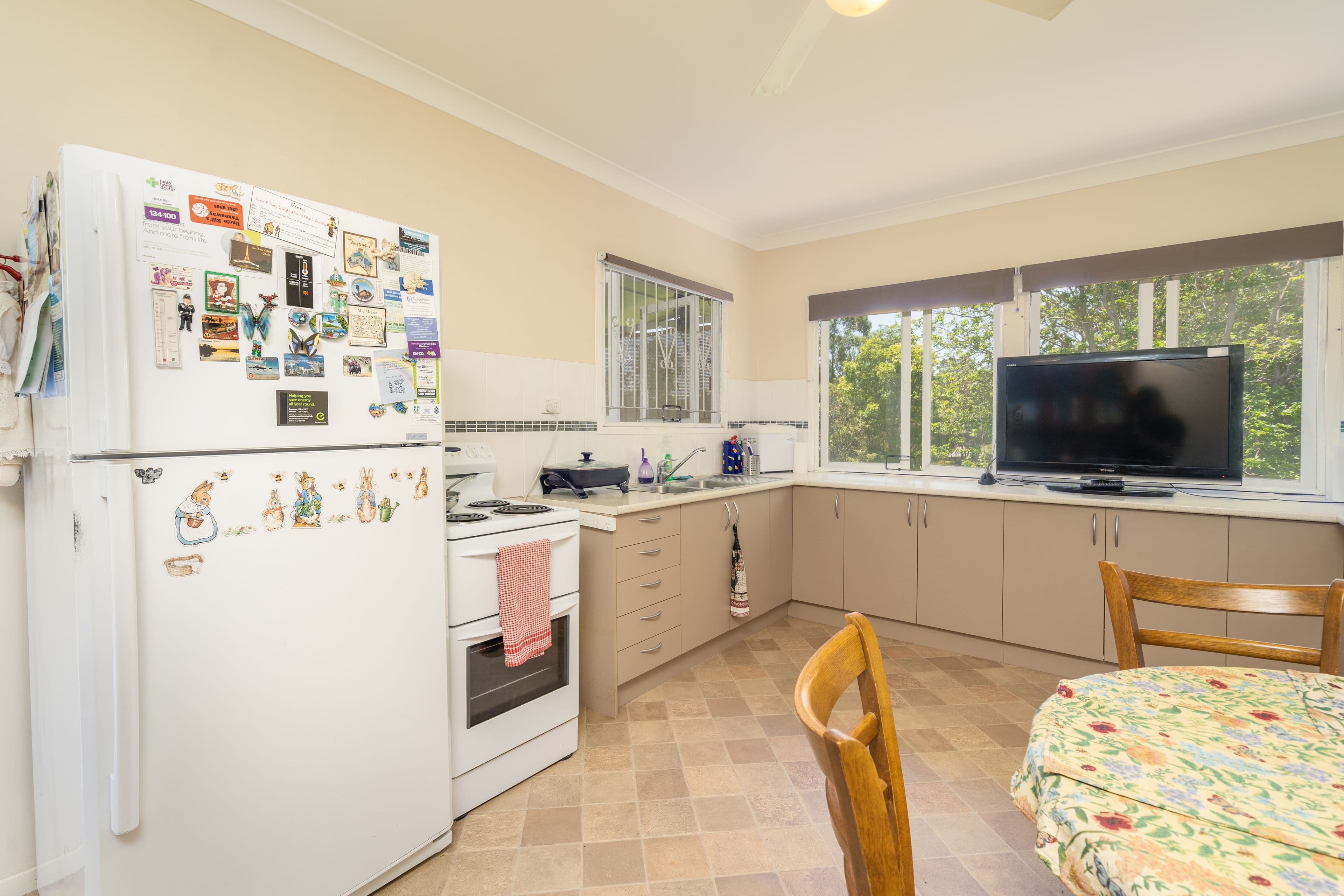 10 Gledson Street, North Booval QLD 4304, North Booval - Thumbnail 7
