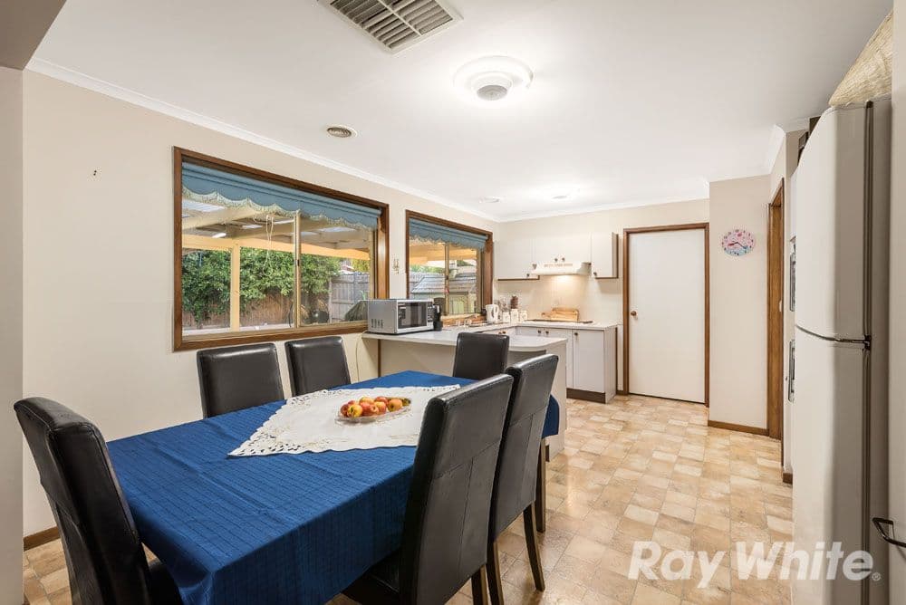 8 Emmerson Court, Mill Park VIC 3082, Mill Park - Thumbnail 3