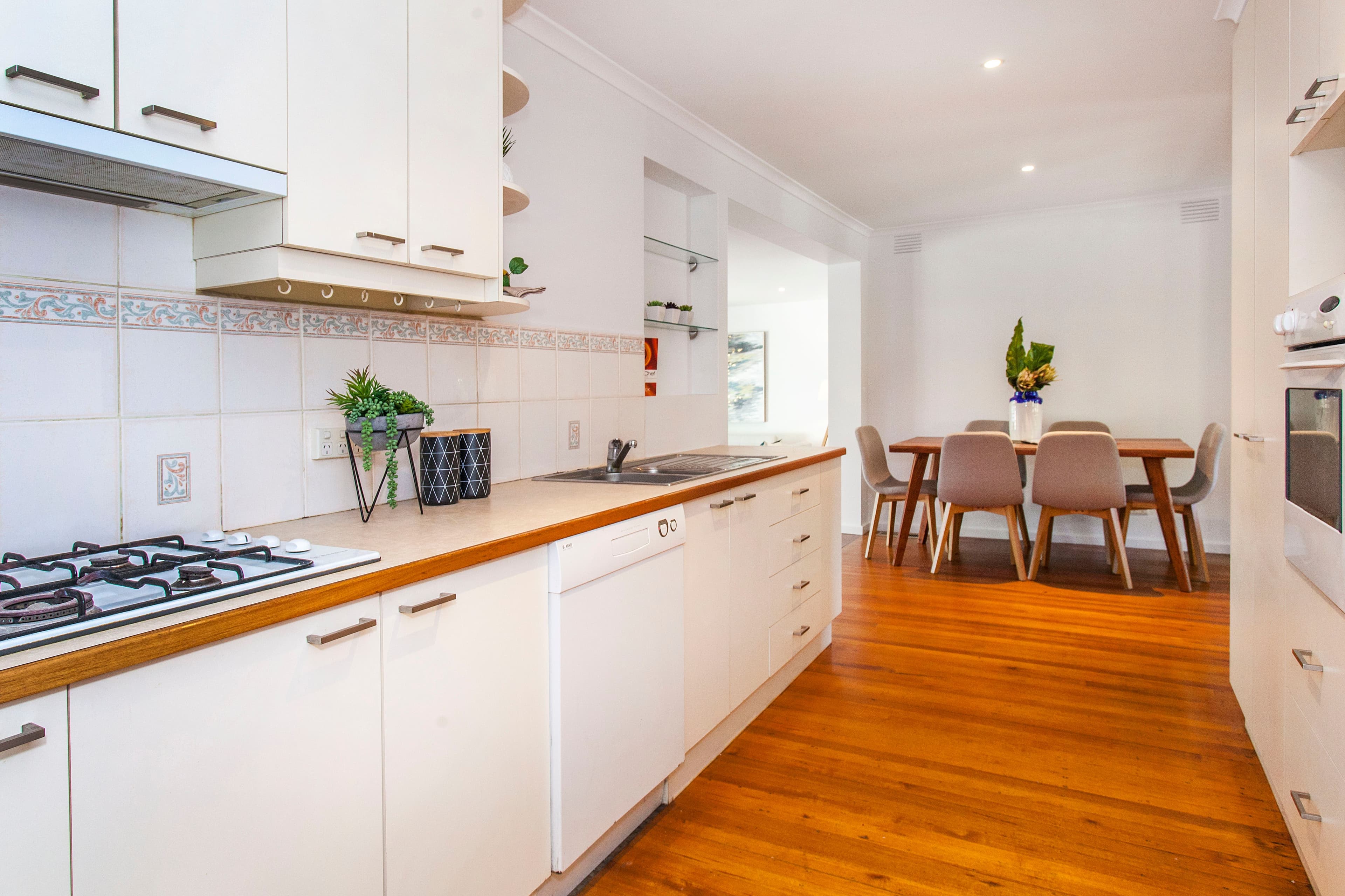 9 Chesney Drive, Ringwood VIC 3134, Ringwood - Thumbnail 4