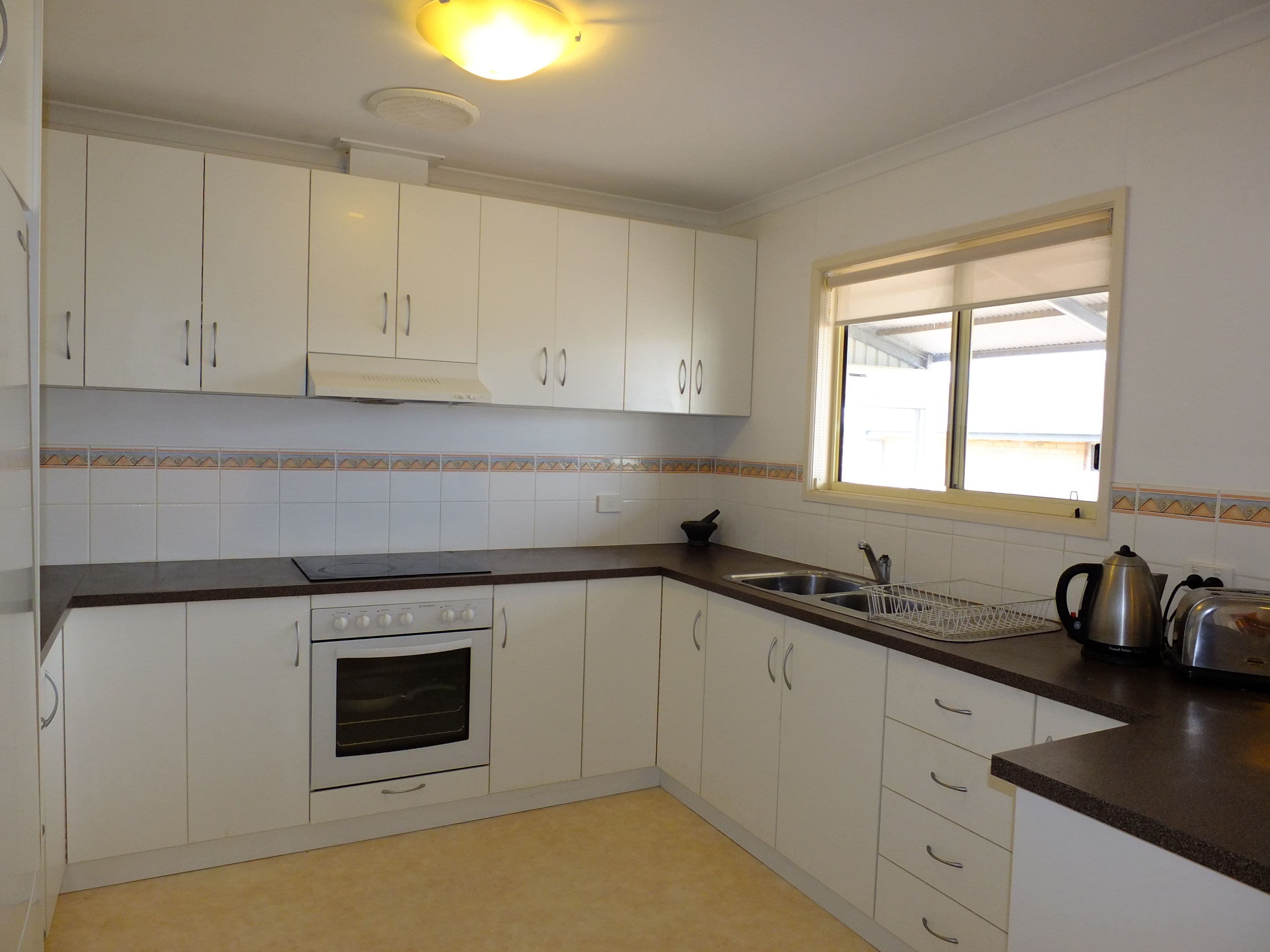 11 Lantana Drive, Narre Warren, Narre Warren - Thumbnail 3